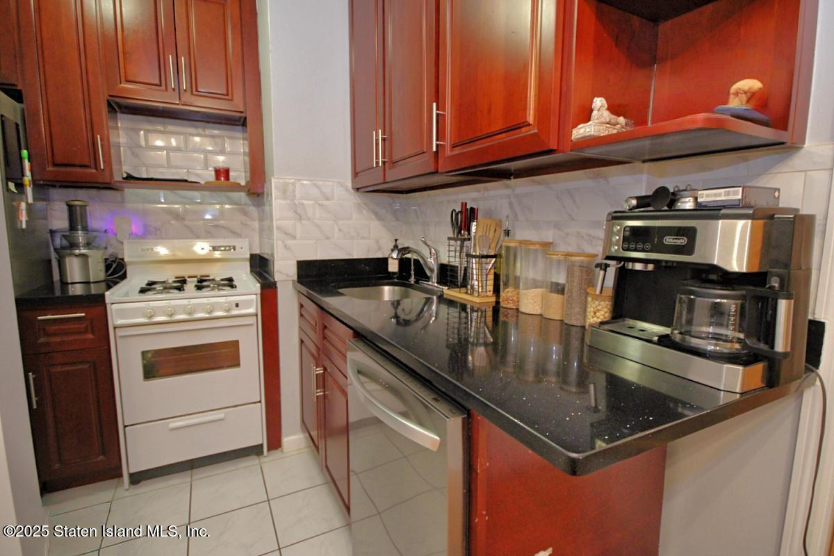 7259 Shore Road 5a, Brooklyn, NY, 11209 image 15