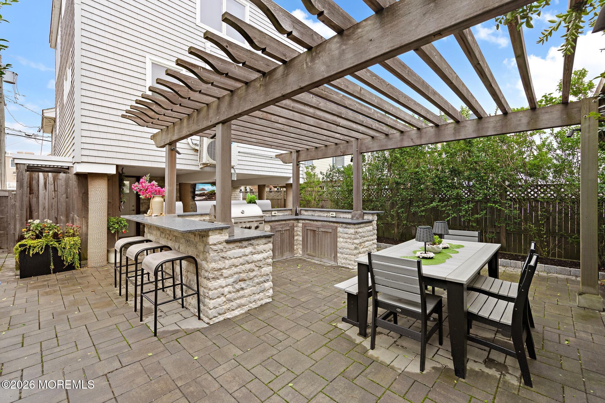 30 W Winifred Avenue Image 2