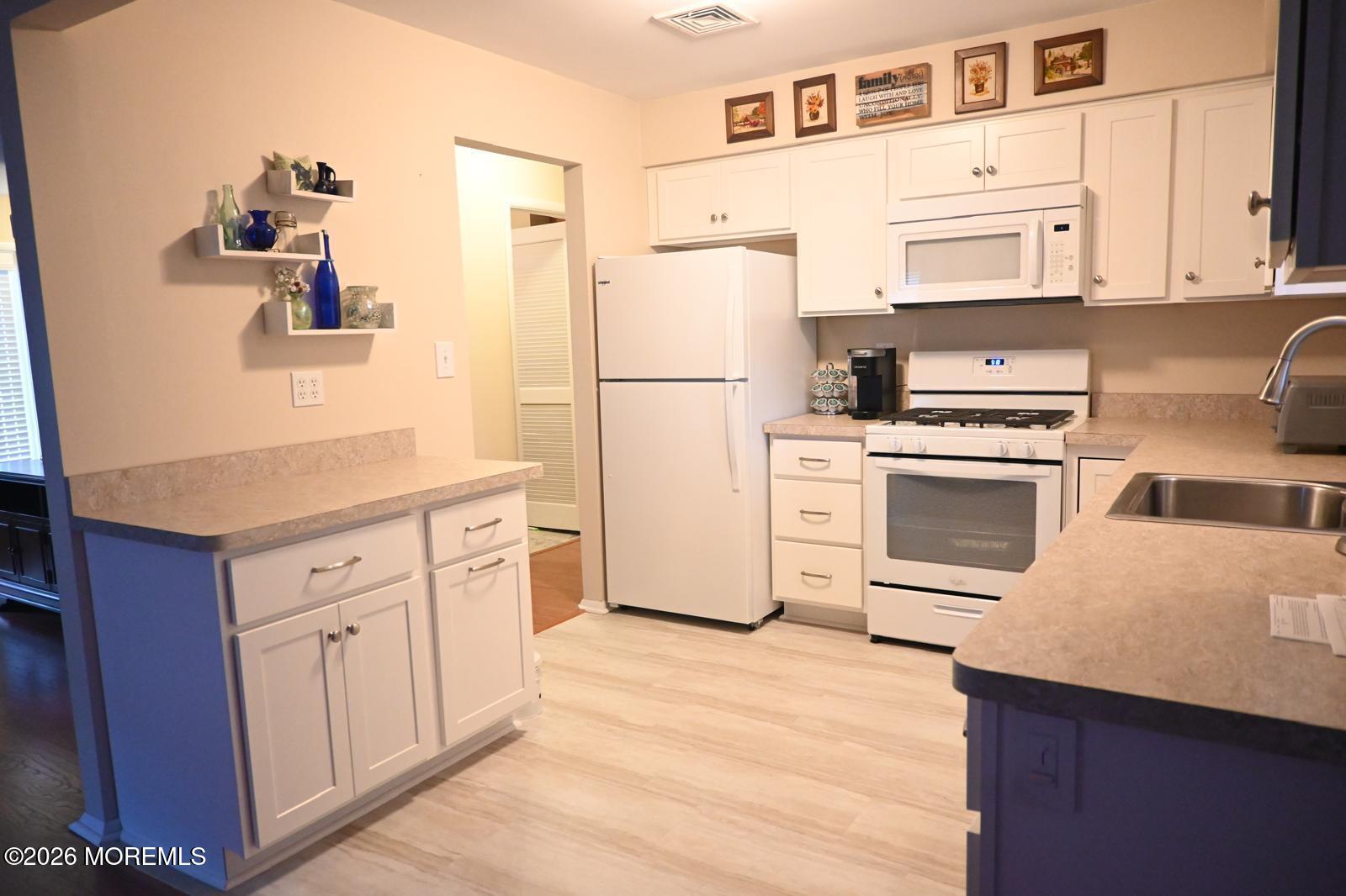 26 Arms Court, Brick, NJ, 08723 image 7
