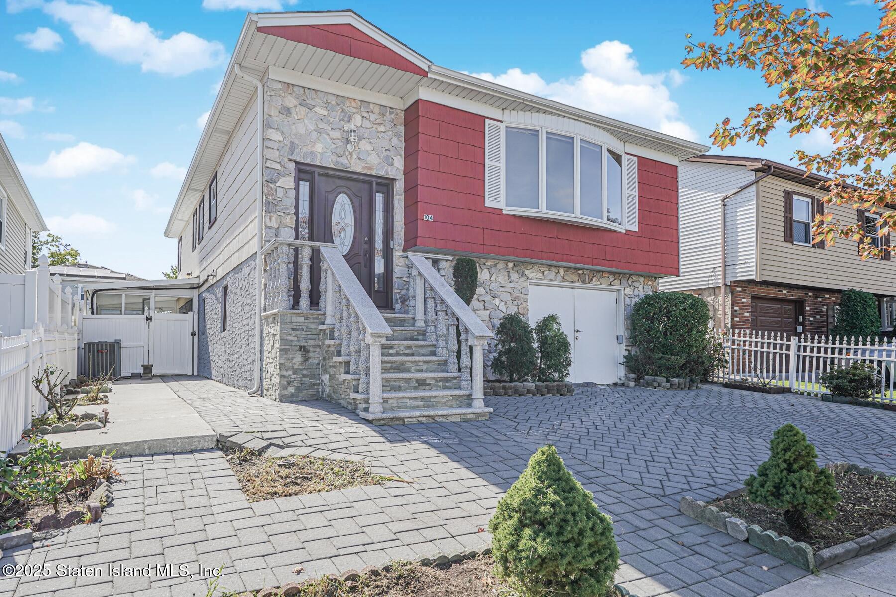 104 Berry Avenue Image 2