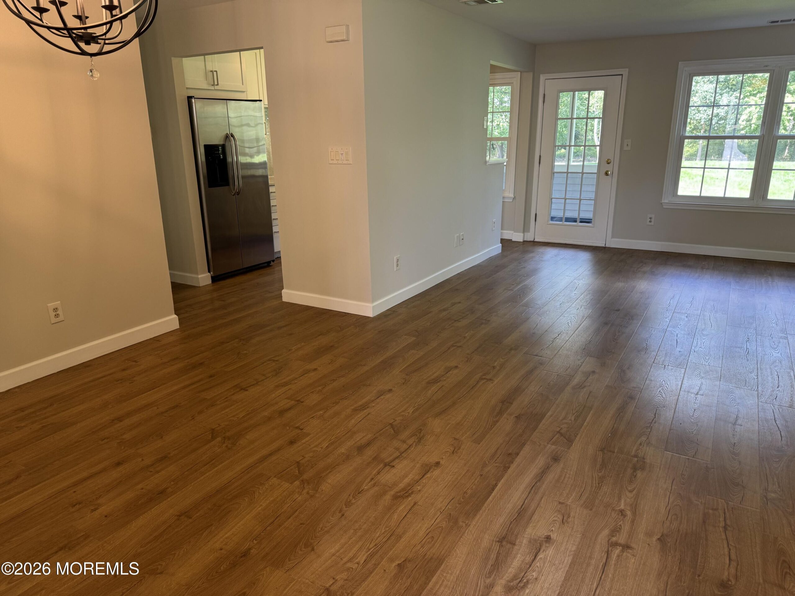 395 Brookview Court Image 3