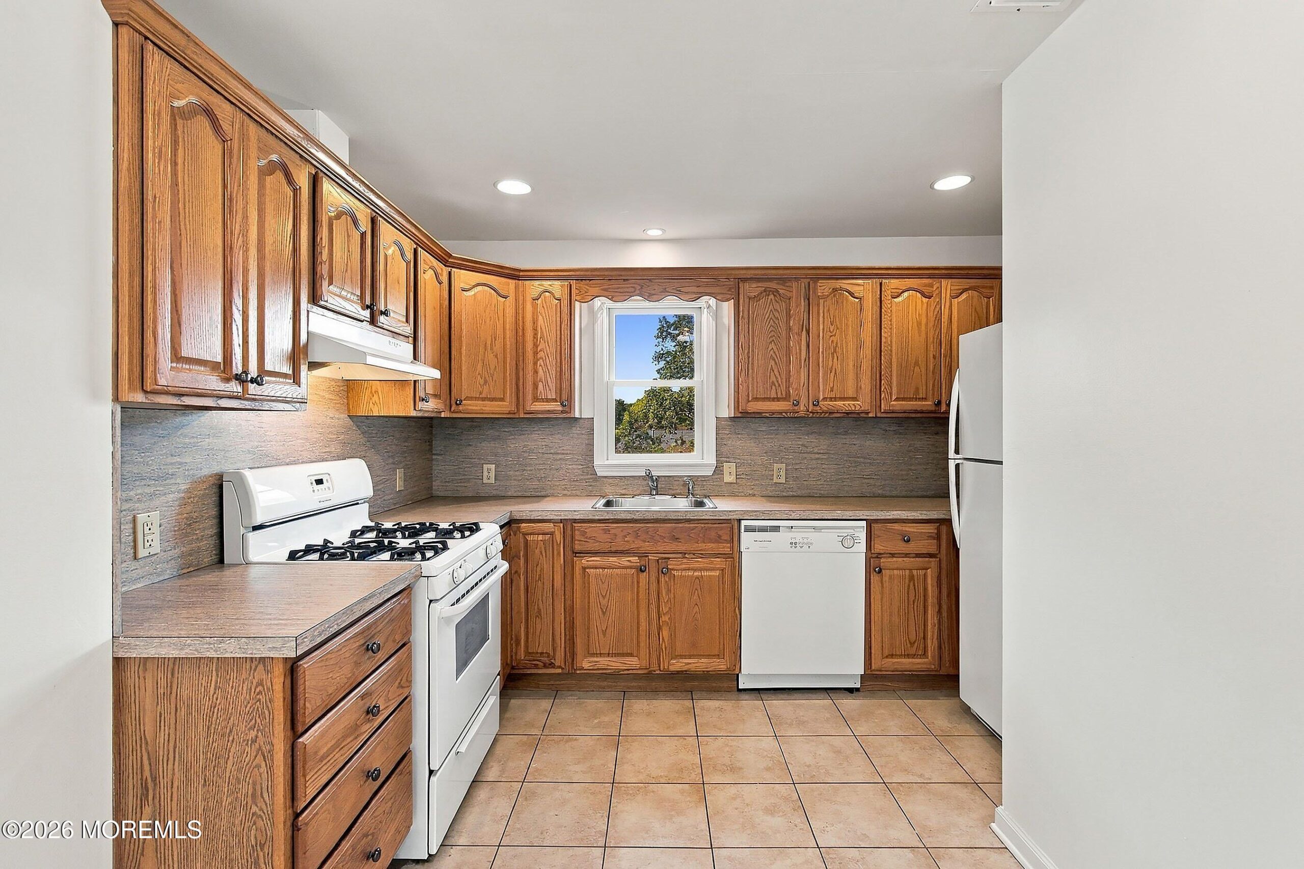 806 Fischer Boulevard, Toms River, NJ, 08753 image 17