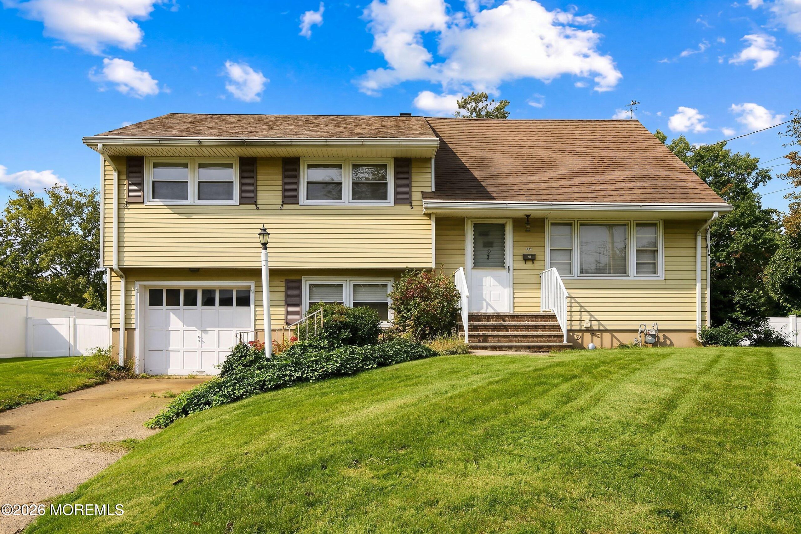 10 Carol Court, Somerset, NJ, 08873