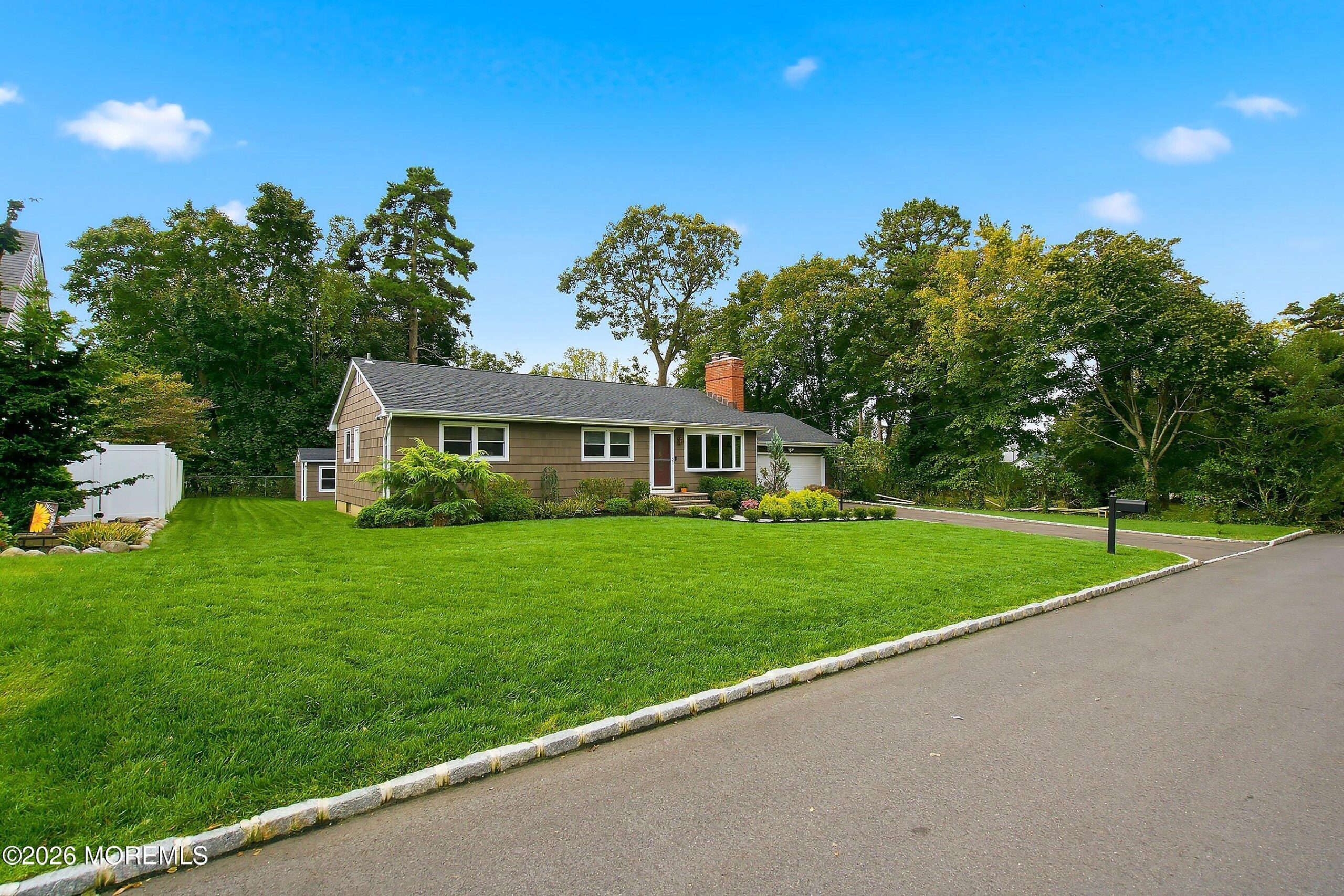 1625 Holly Boulevard Image 5