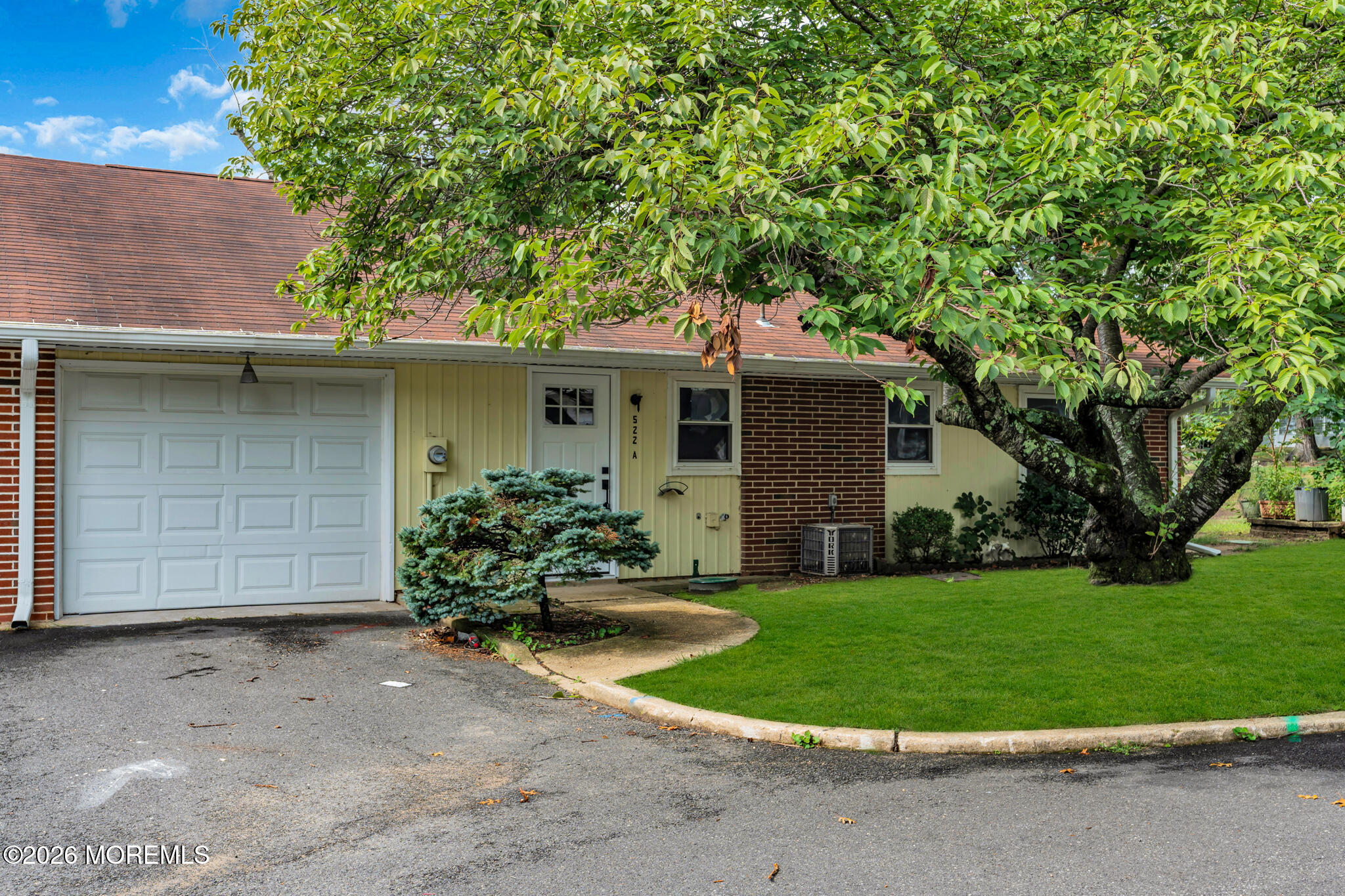522A Thornbury Court, Lakewood, NJ, 08701