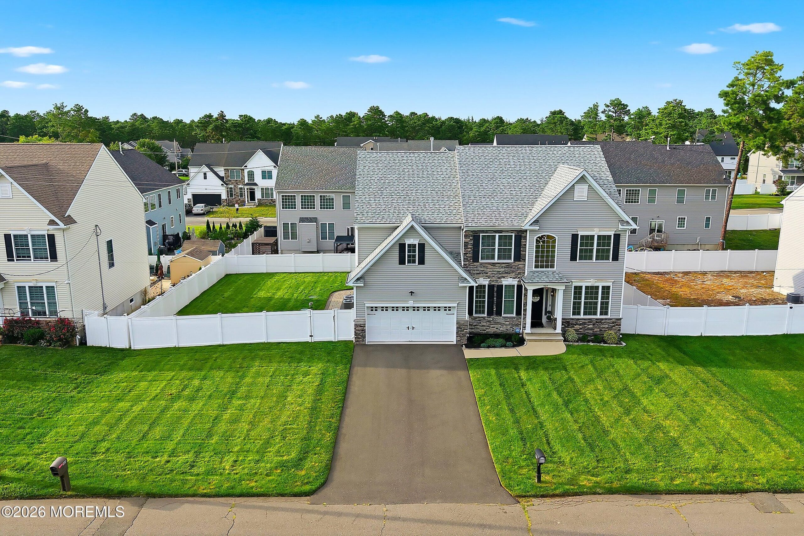 909 Englemere Boulevard Image 2