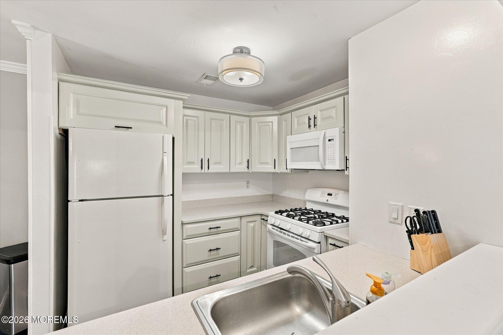 20 Gait Court, Tinton Falls, NJ, 07753 image 11