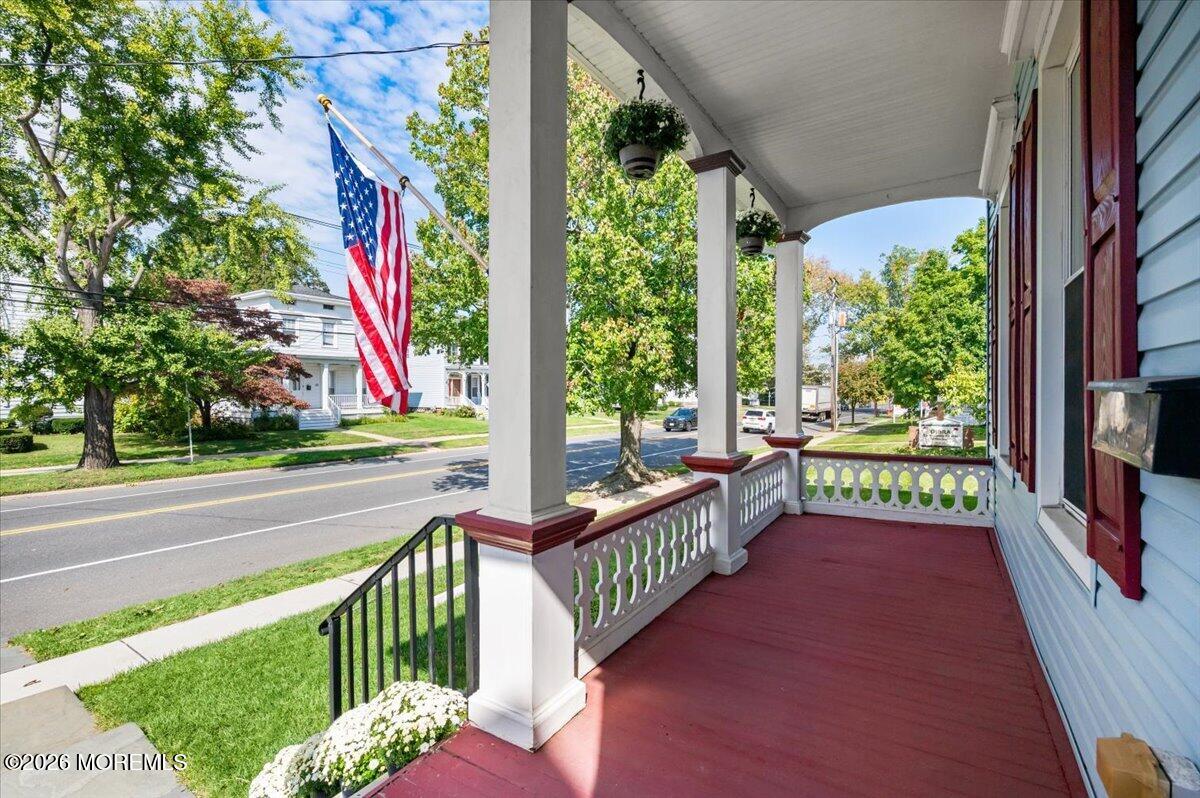 102 W Main Street Image 4