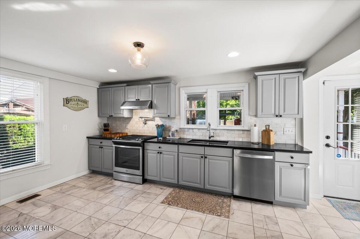 102 W Main Street, Freehold, NJ, 07728 image 15