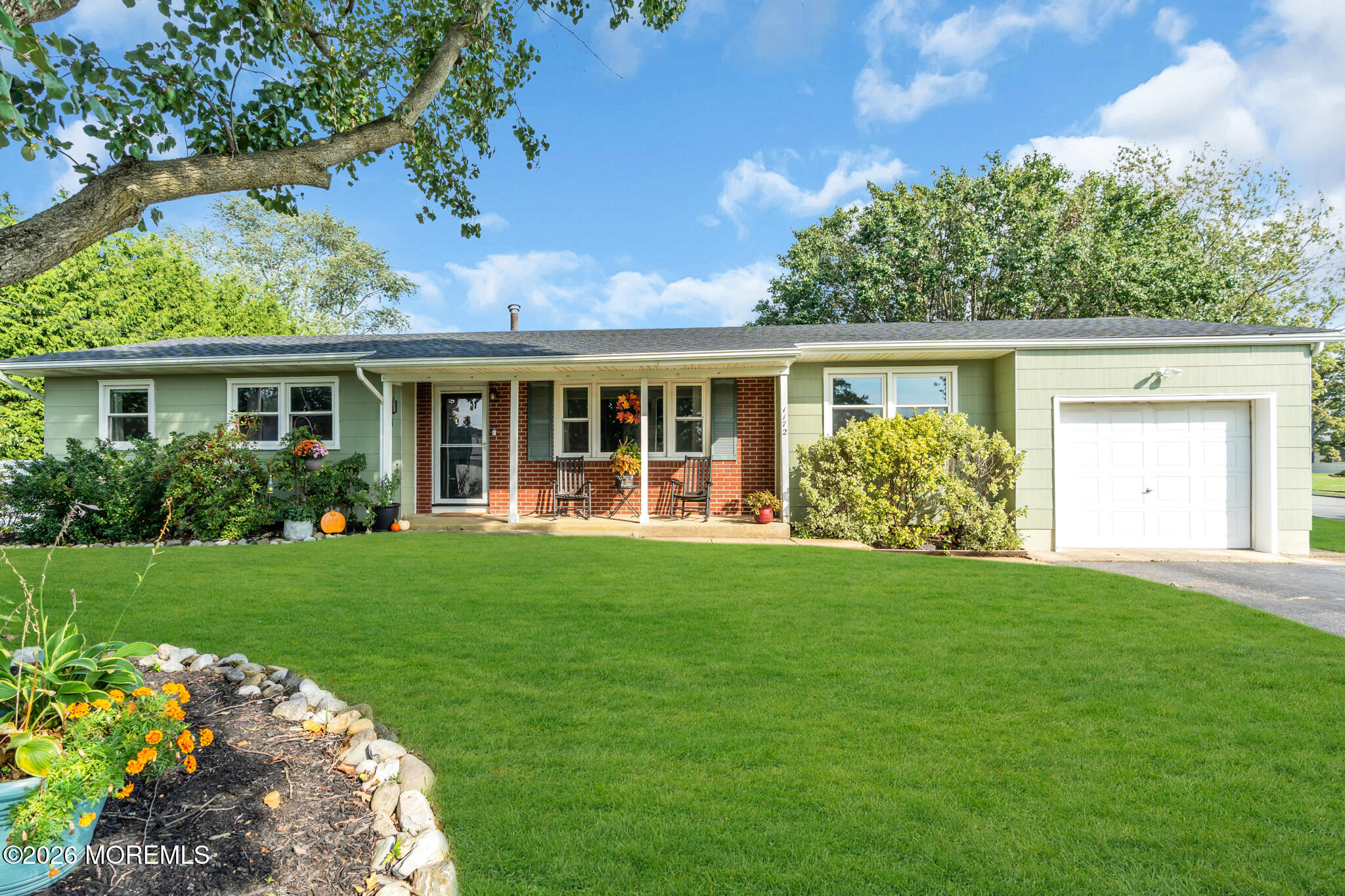 1172 Avrum Drive Image 2