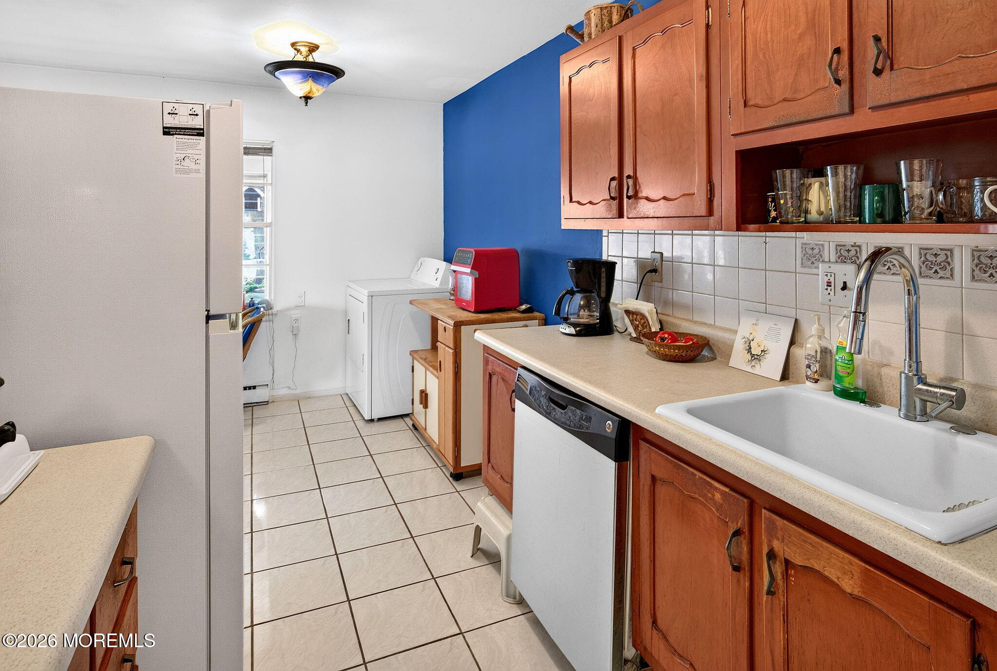 102 Edinburgh Lane F Image 4
