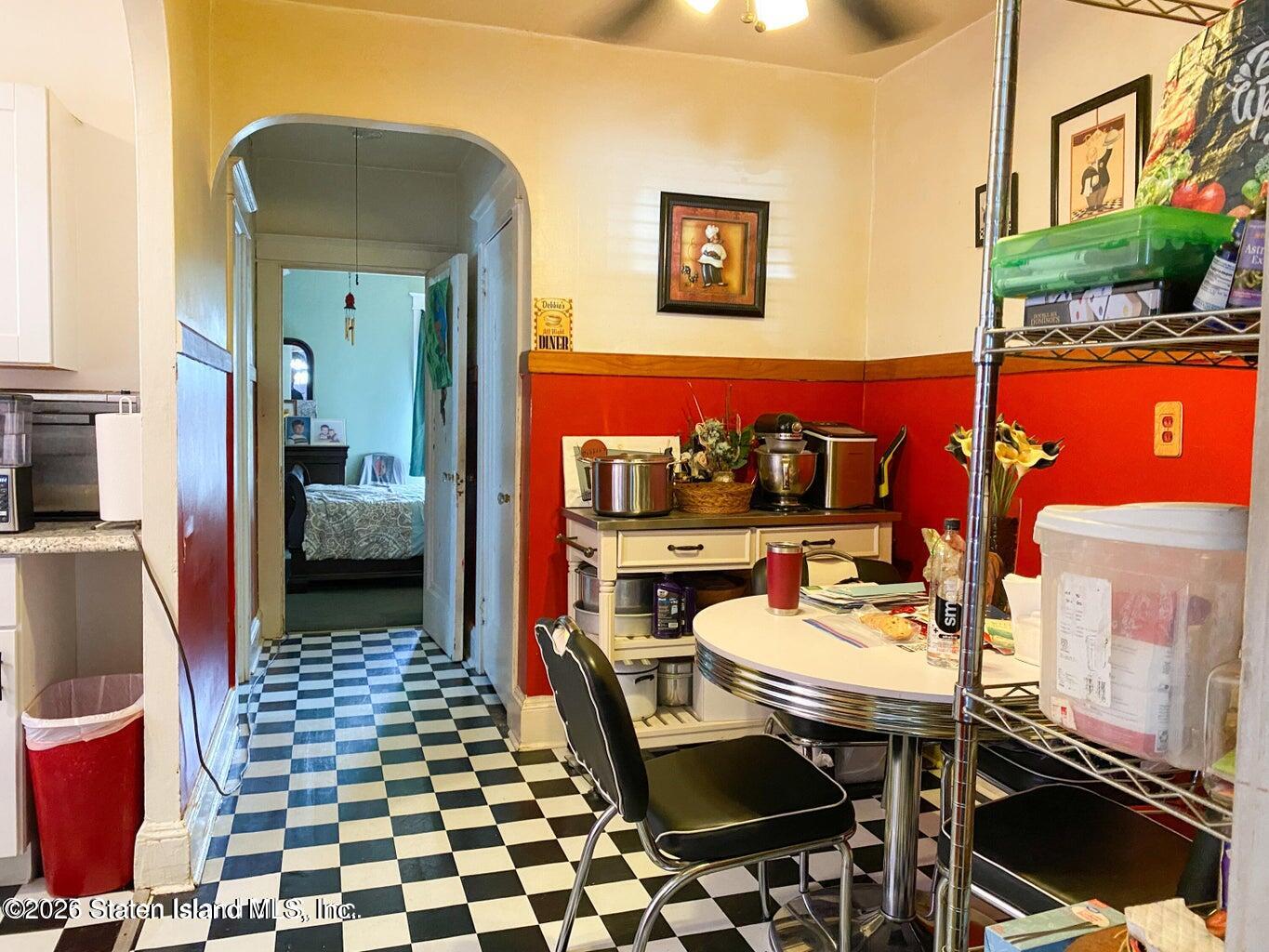 172-174 Llewellyn Place, Staten Island, NY, 10310 image 19