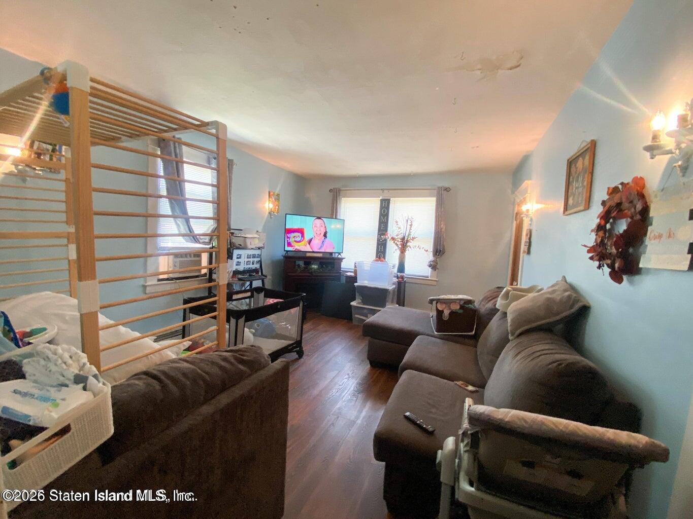 172-174 Llewellyn Place, Staten Island, NY, 10310 image 14