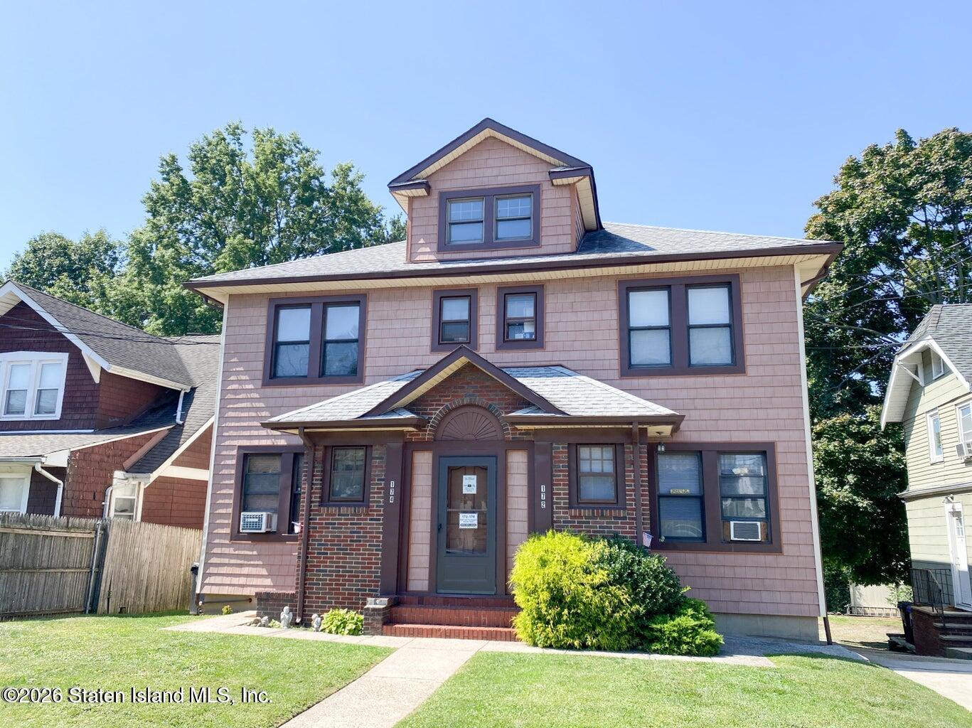 172-174 Llewellyn Place, Staten Island, NY, 10310