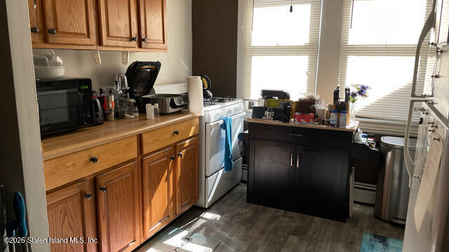 172-174 Llewellyn Place, Staten Island, NY, 10310 image 23