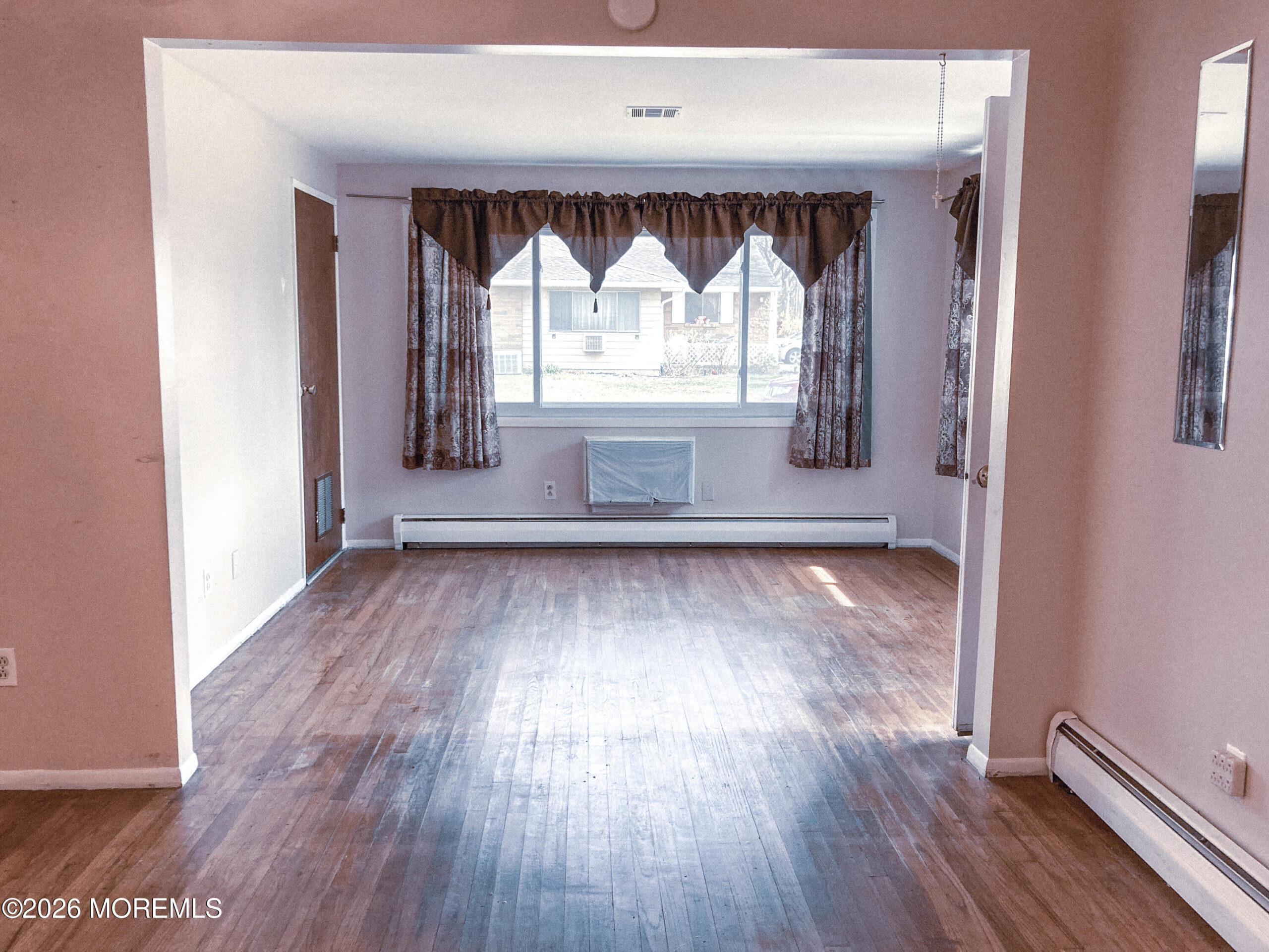 11 B Lark Street Image 5