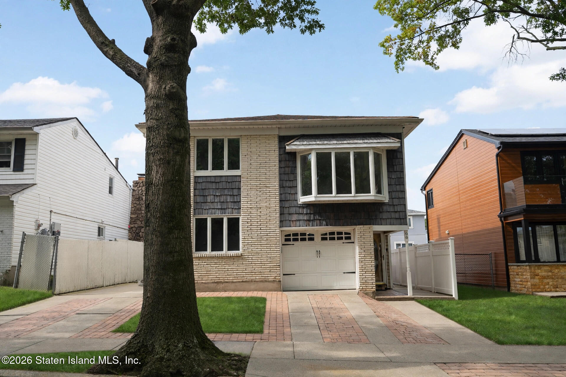 66 Lyon Place Image 3