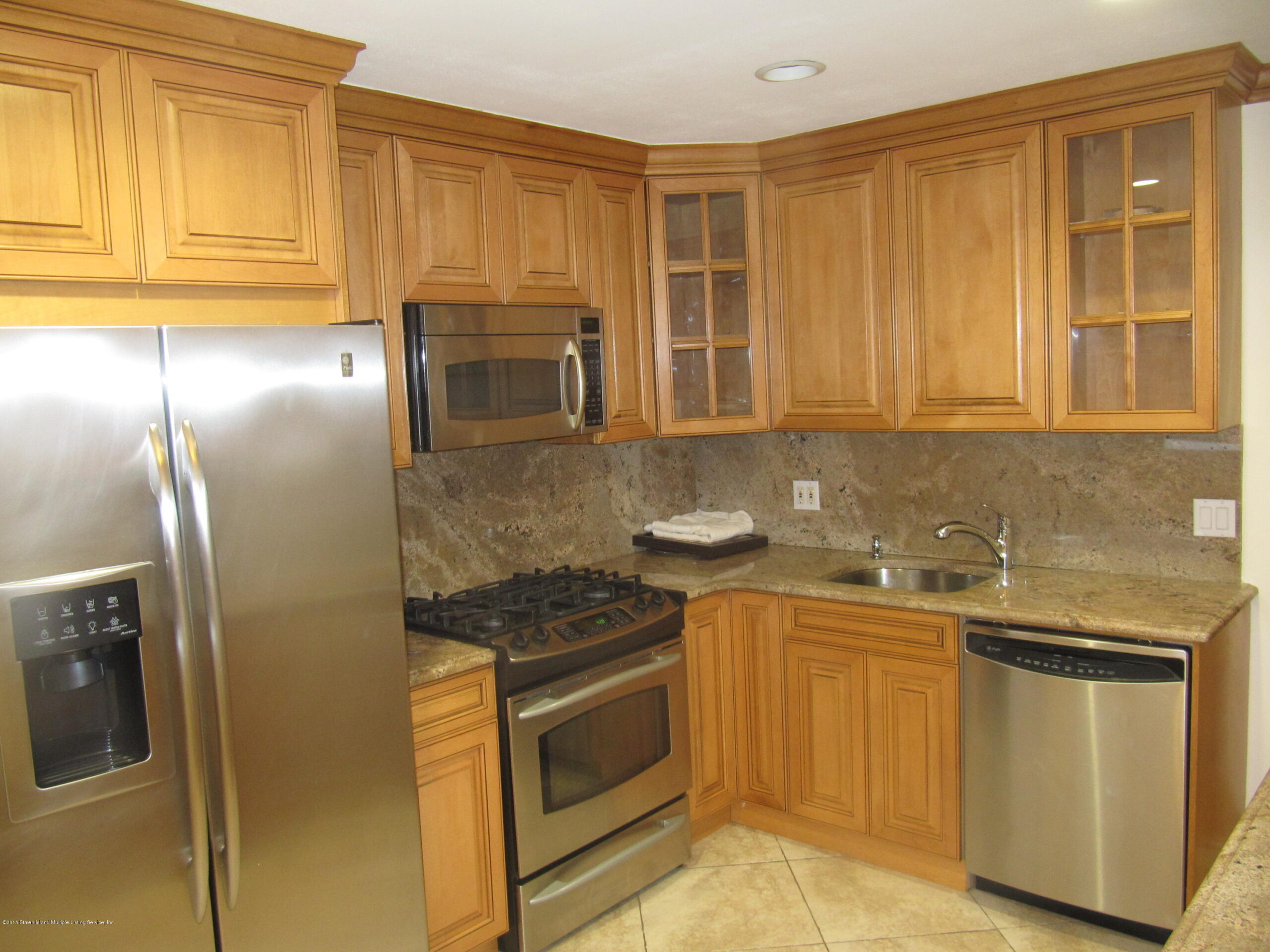 117 Bay Terrace Image 3