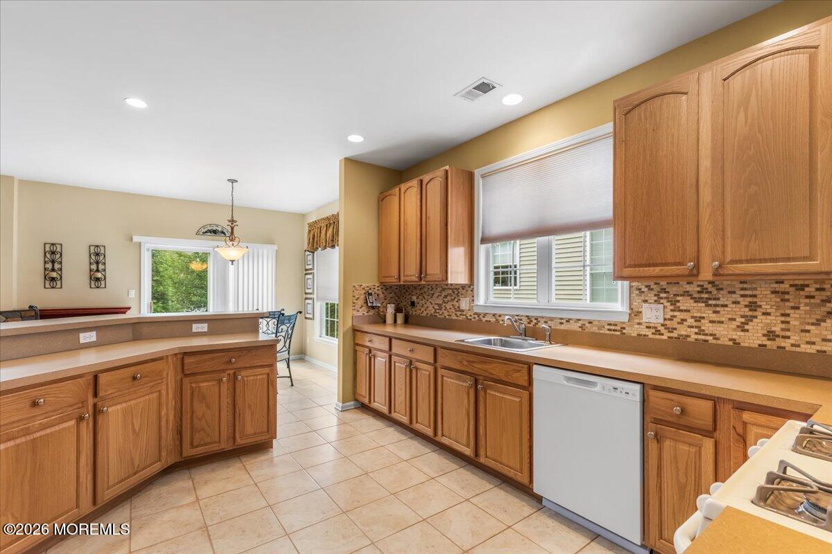 155 Scarborough Way, Marlboro, NJ, 07746 image 15