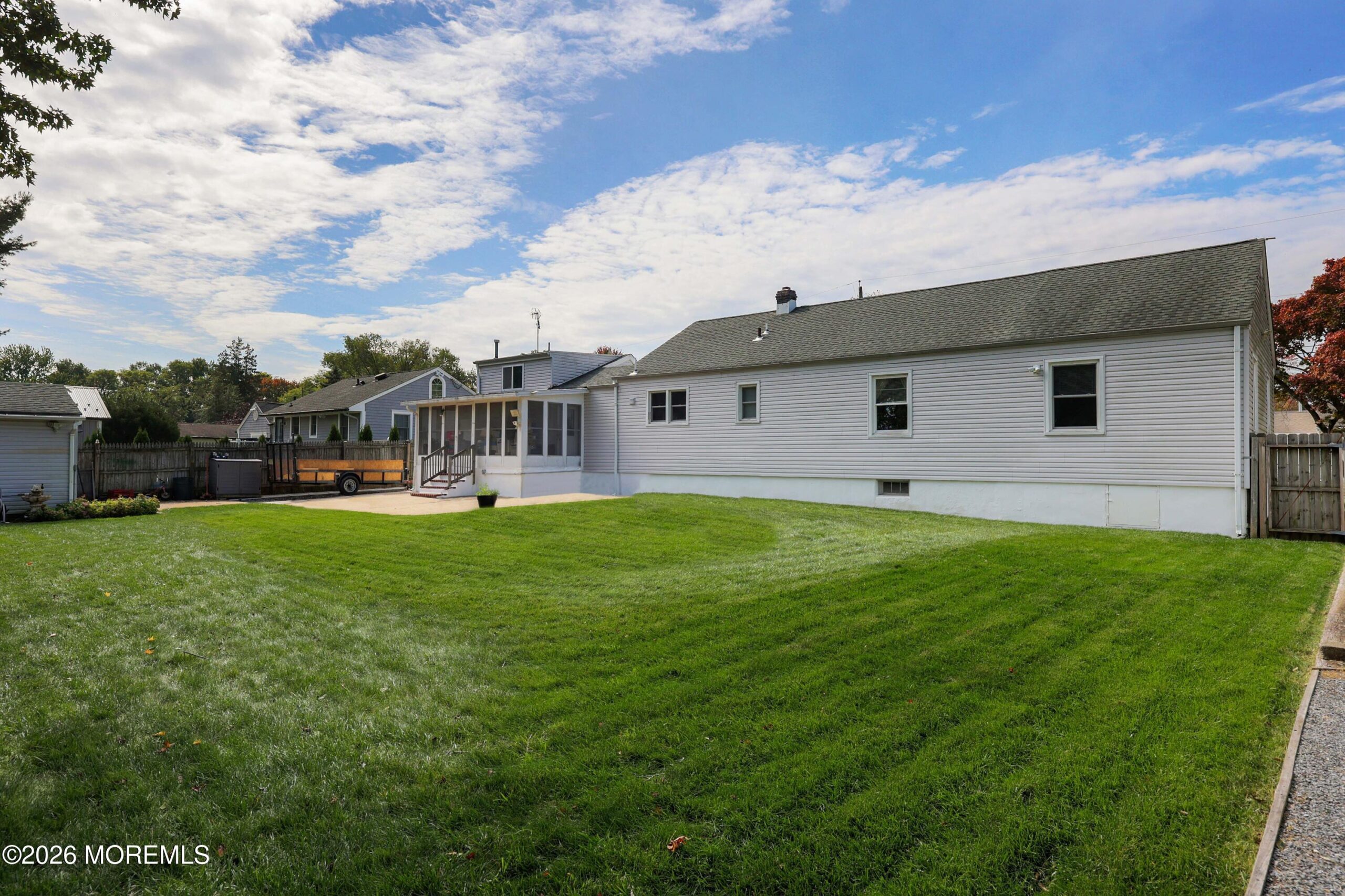 32 Sunset Place Image 5