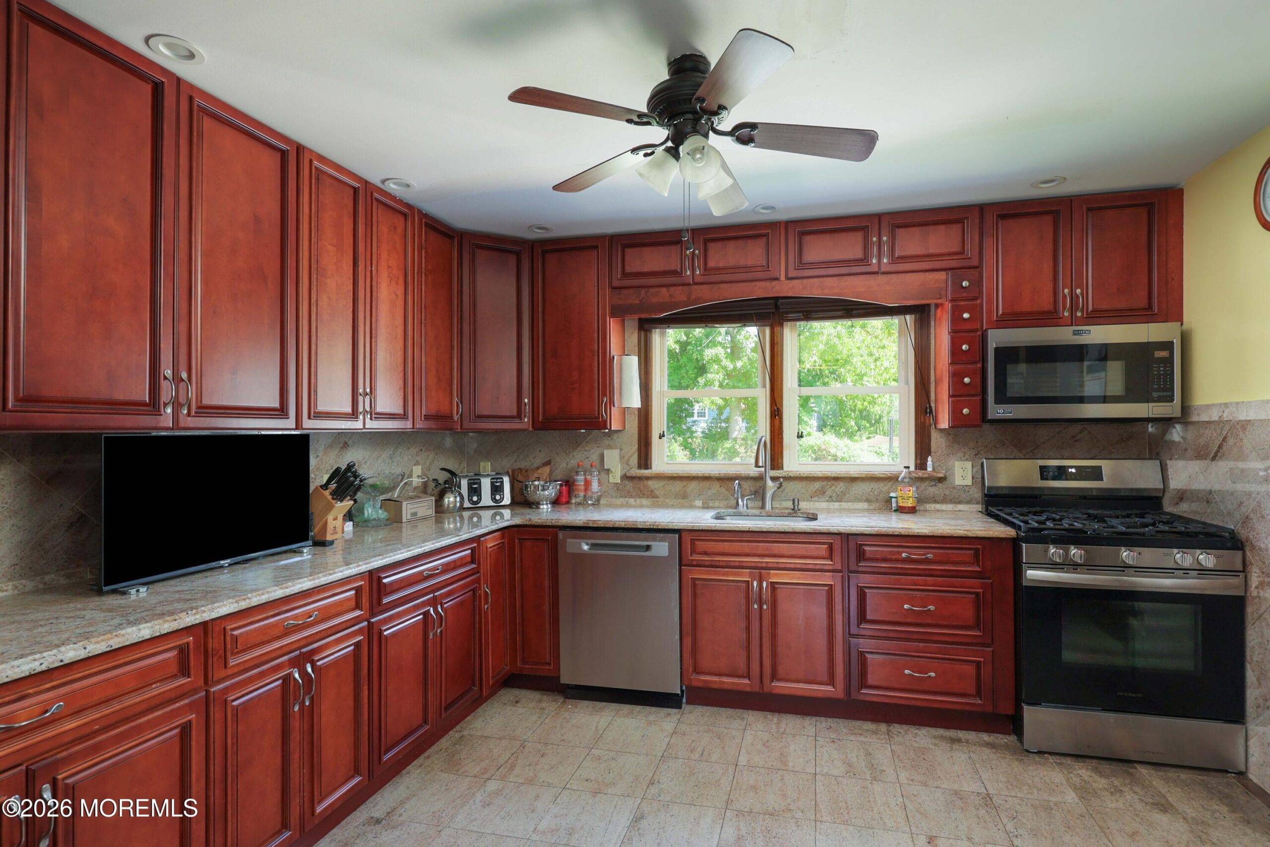 32 Sunset Place, Middletown, NJ, 07748 image 17
