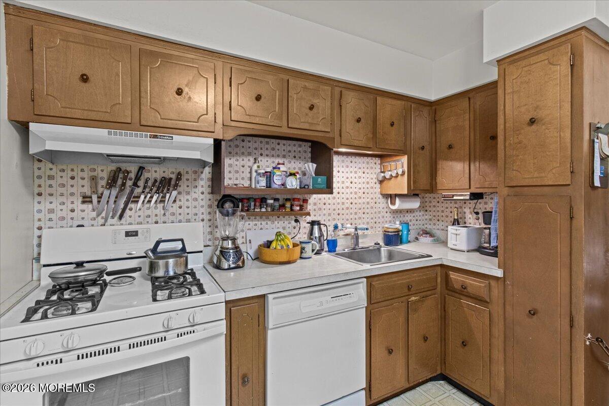 952 Alden Drive, Toms River, NJ, 08753 image 9