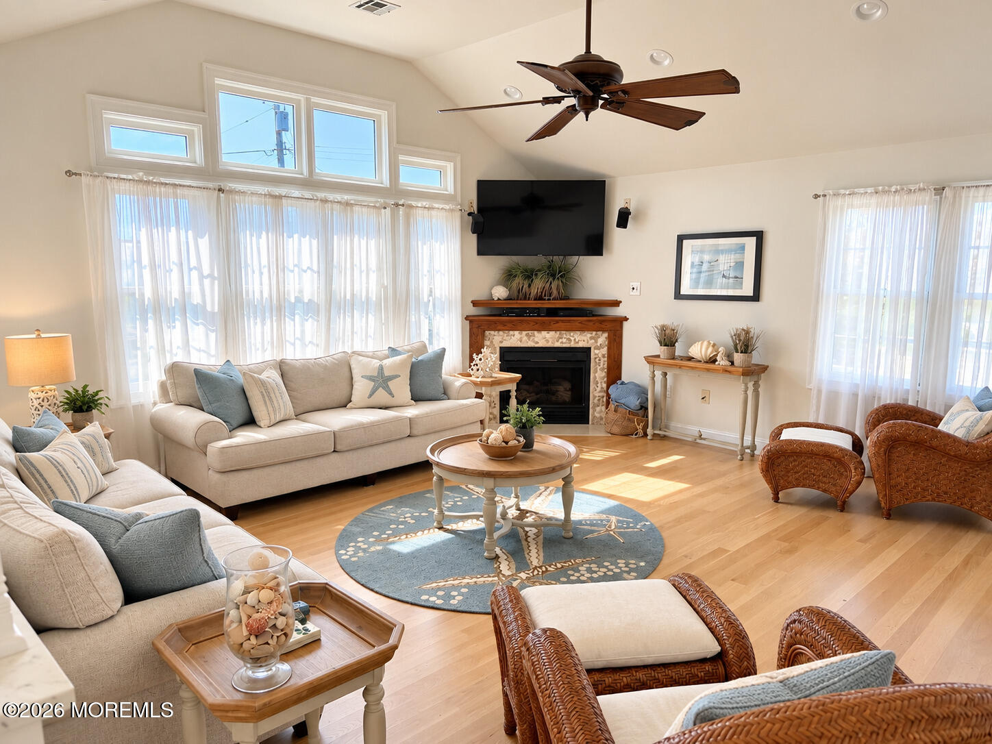 216 Randall Avenue Image 5