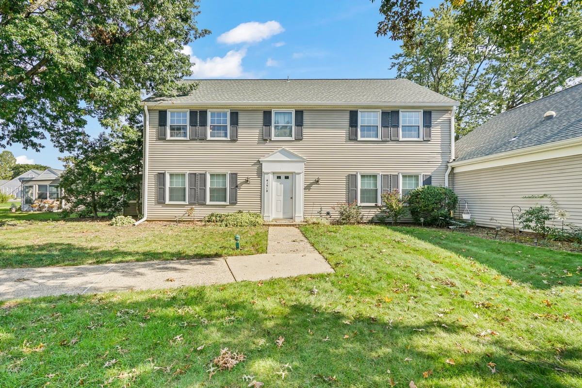 191 Malden Lane N Image 2