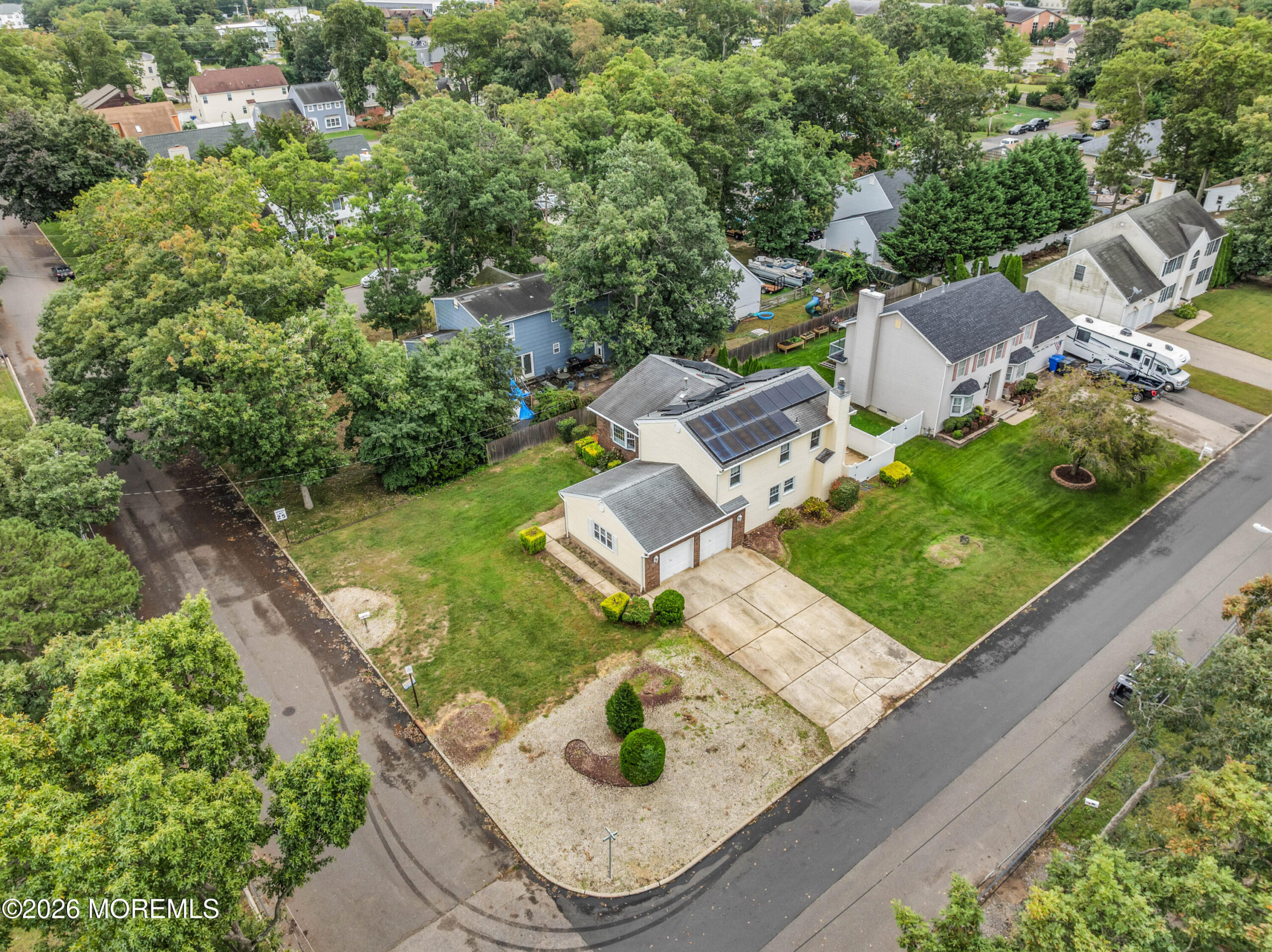 225 Genoa Avenue Image 4