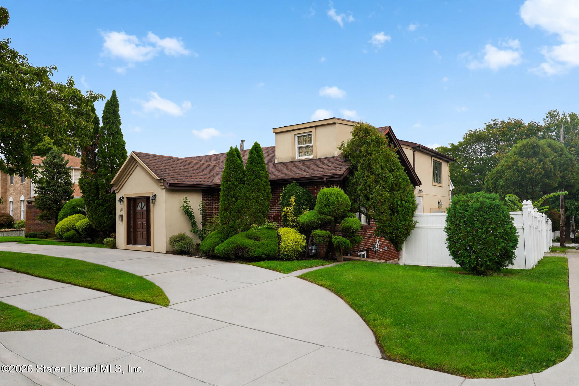 589 Arden Avenue, Staten Island, NY, 10312
