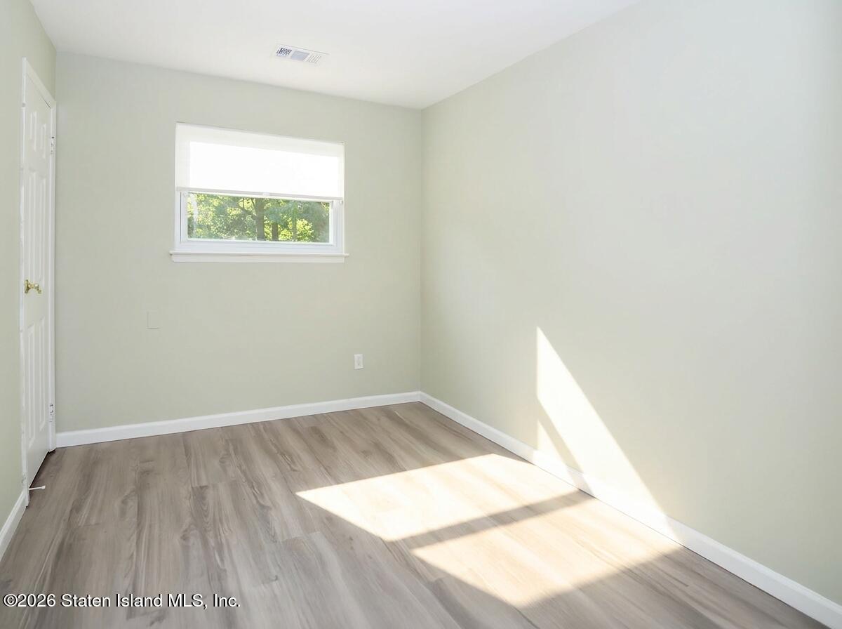 172 Timber Ridge Drive, Staten Island, NY, 10306 image 17