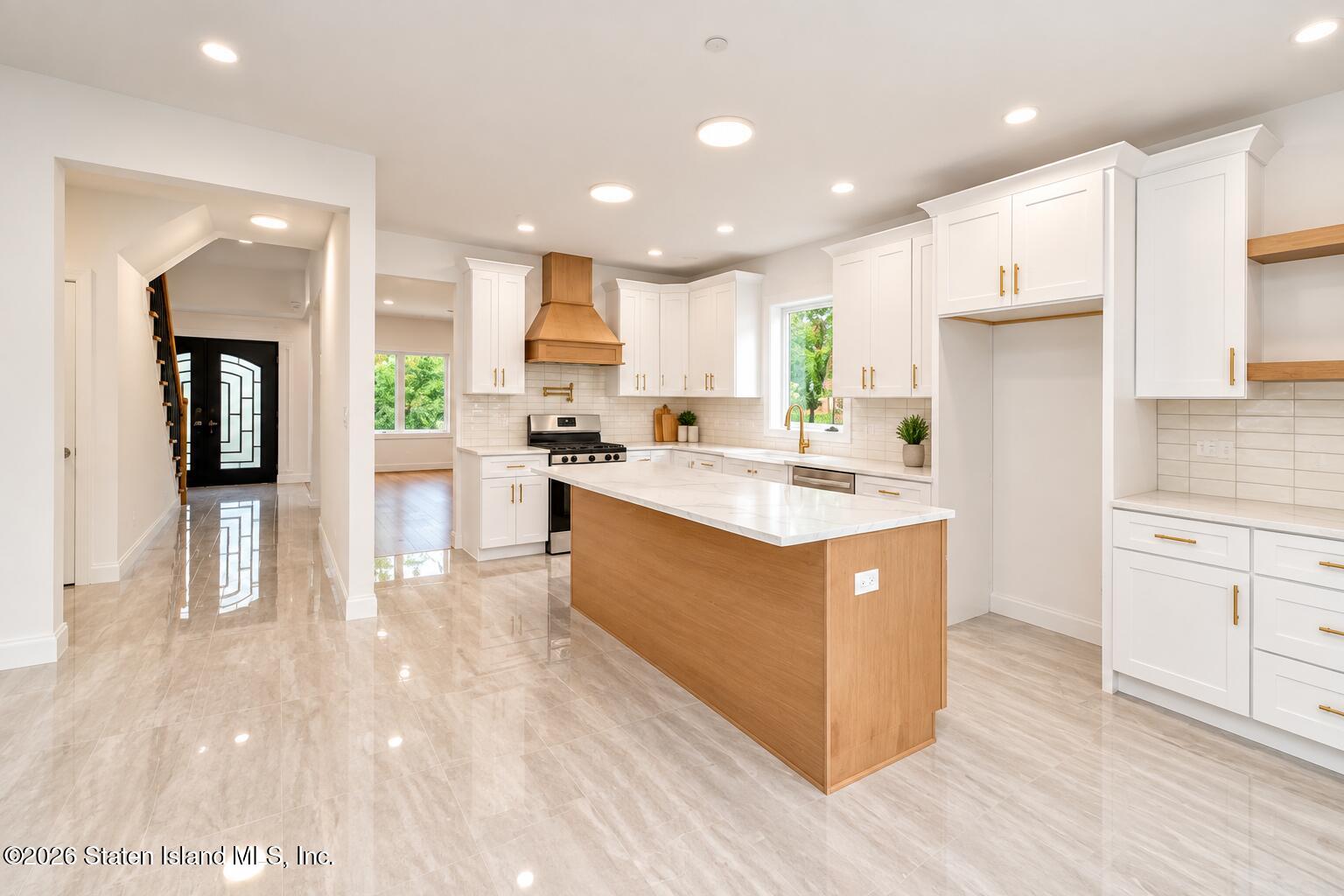 85 Trenton Court, Staten Island, NY, 10309 image 15