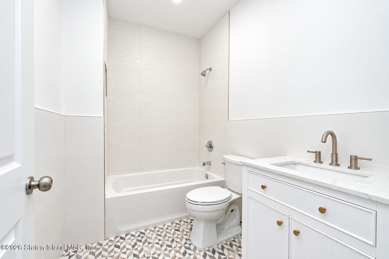 85 Trenton Court, Staten Island, NY, 10309 image 45