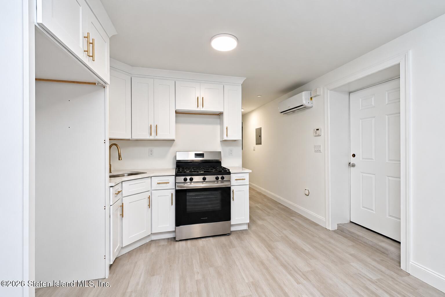 85 Trenton Court, Staten Island, NY, 10309 image 57