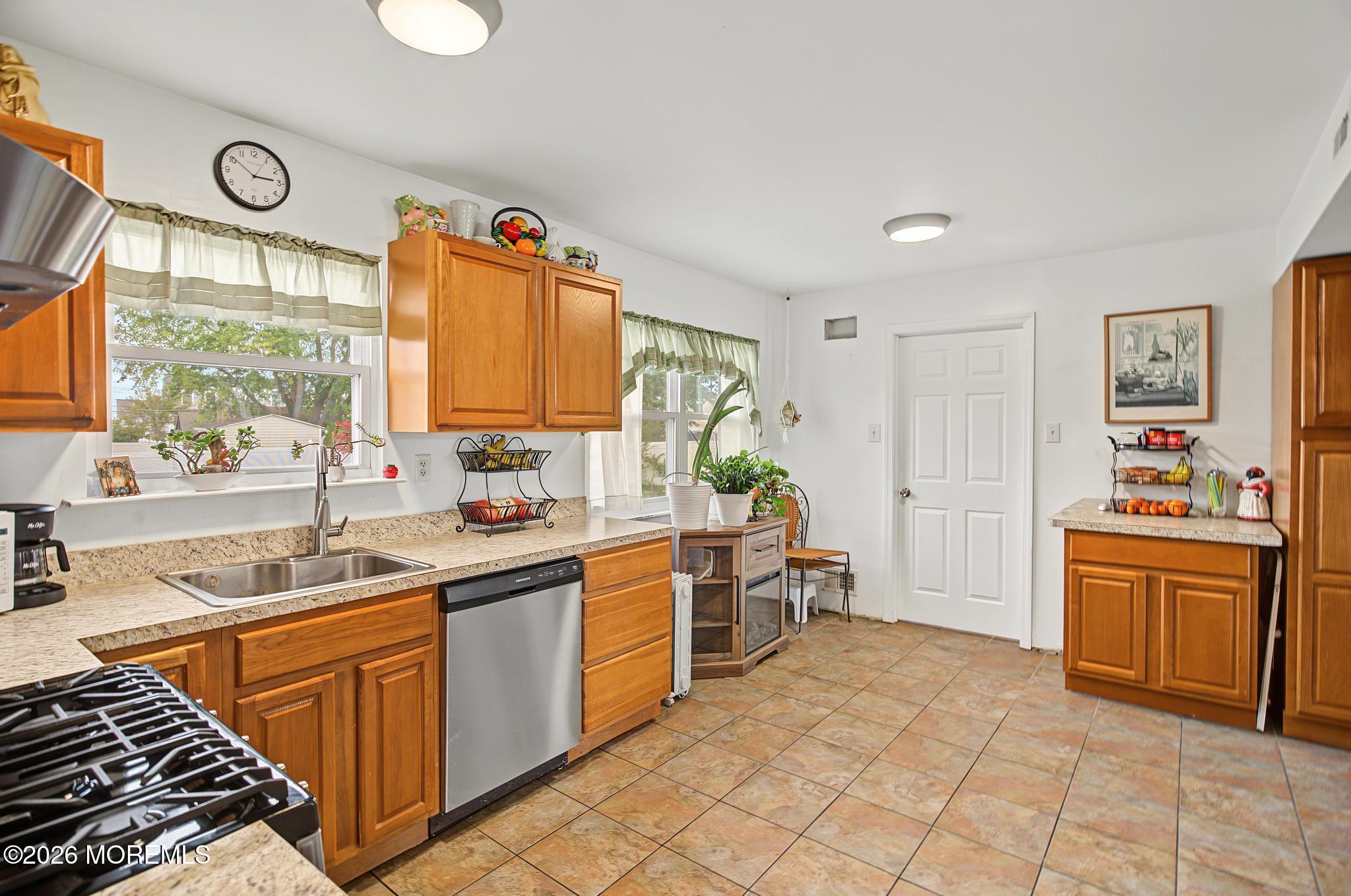 1926 Shore Boulevard, Toms River, NJ, 08753 image 15