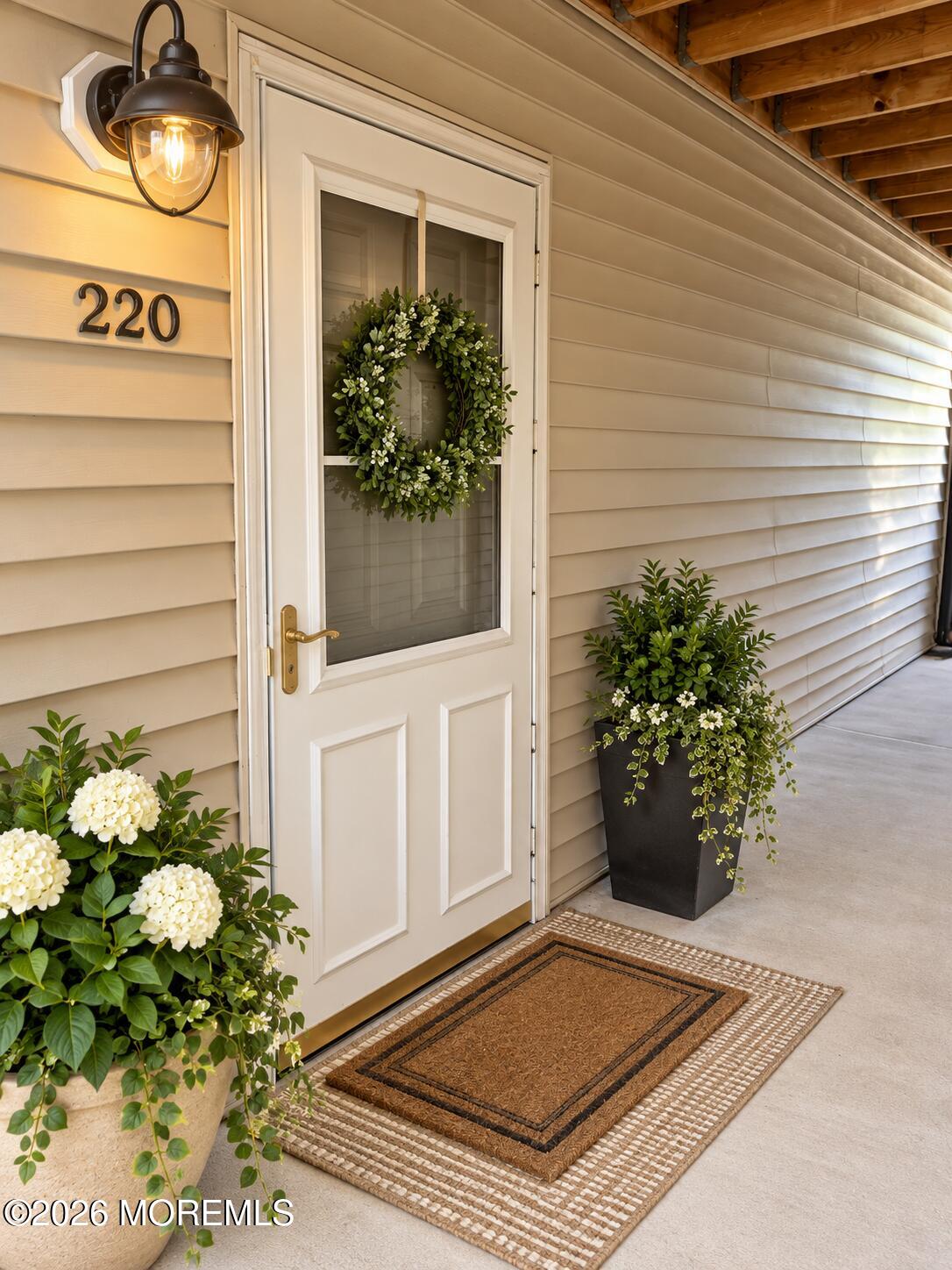 220 Wedgewood Circle Image 5