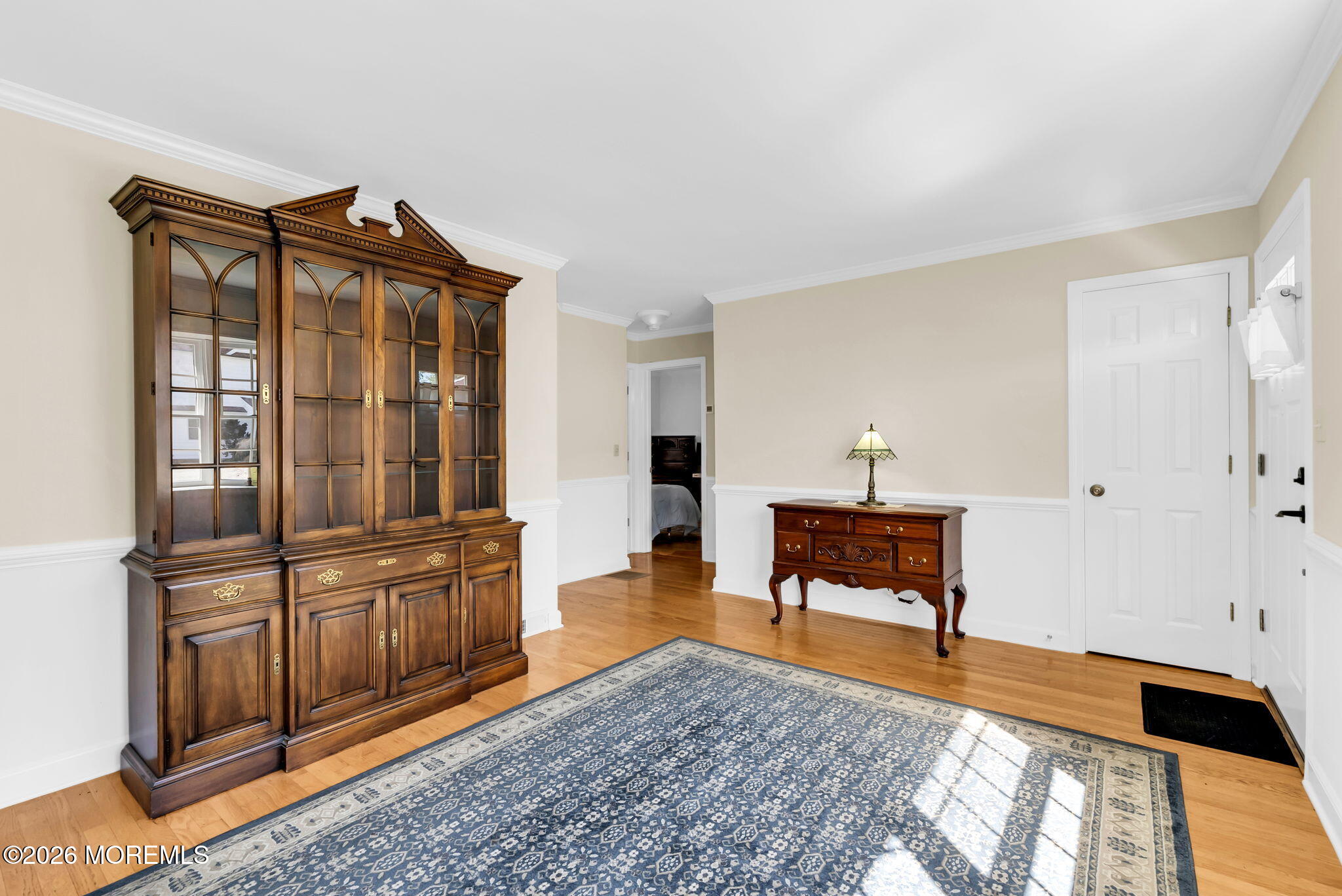 810 Woodcrest Drive Image 5