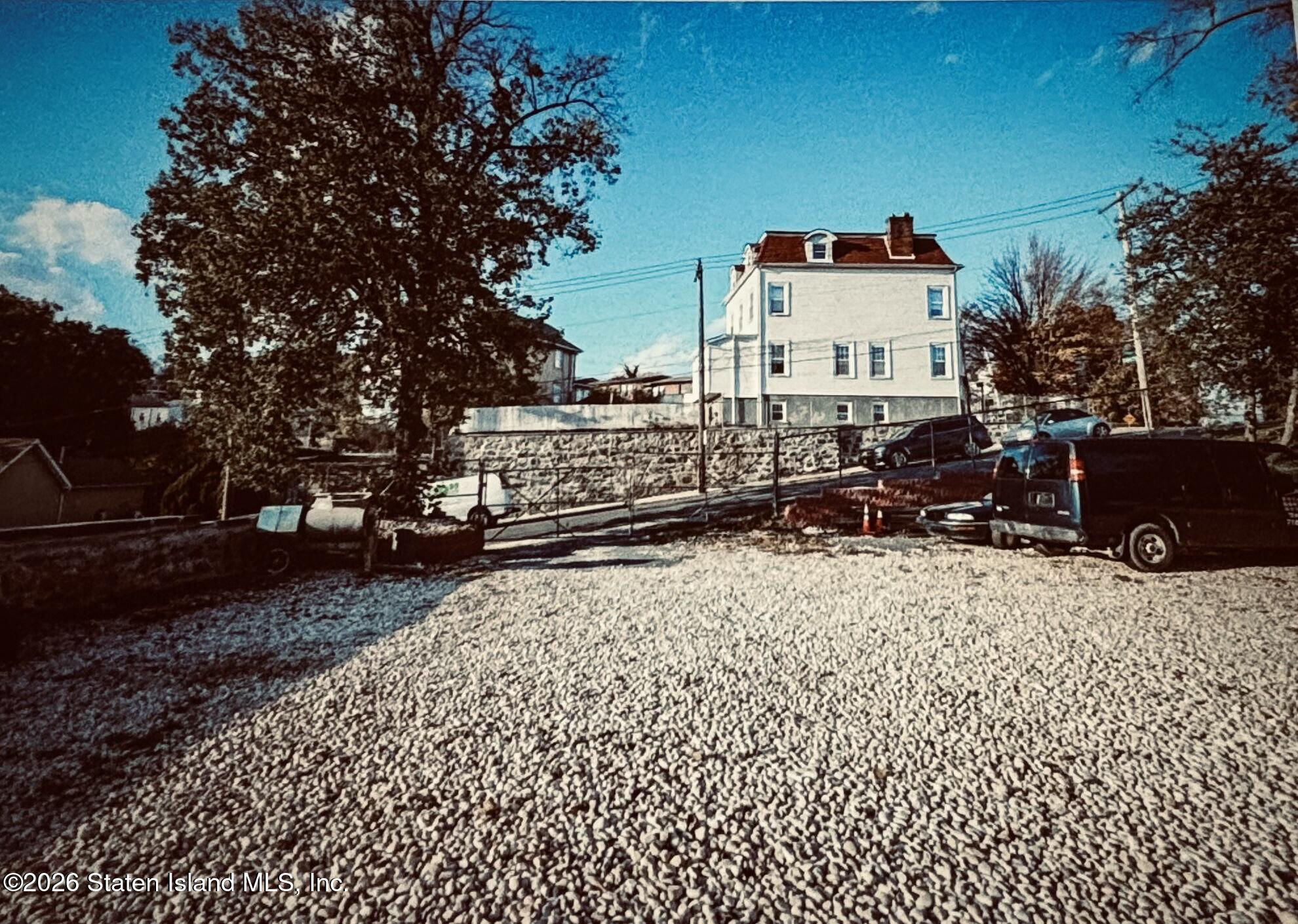 21 Court Street, Staten Island, NY, 10304 image 6