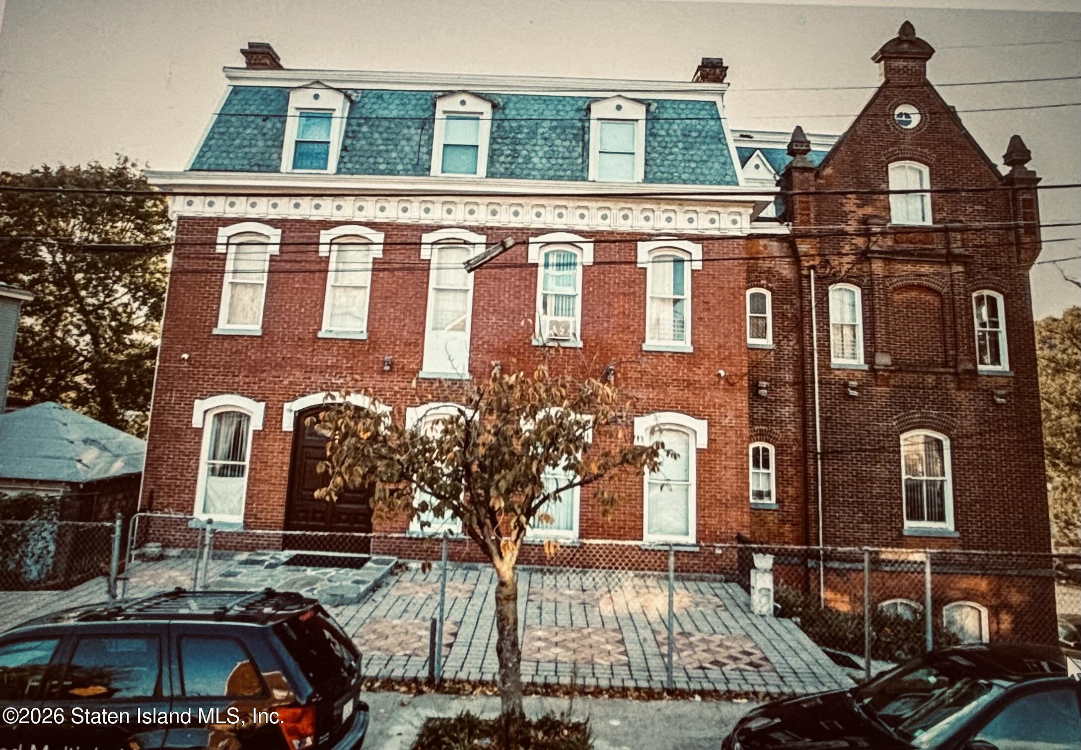 21 Court Street Image 5