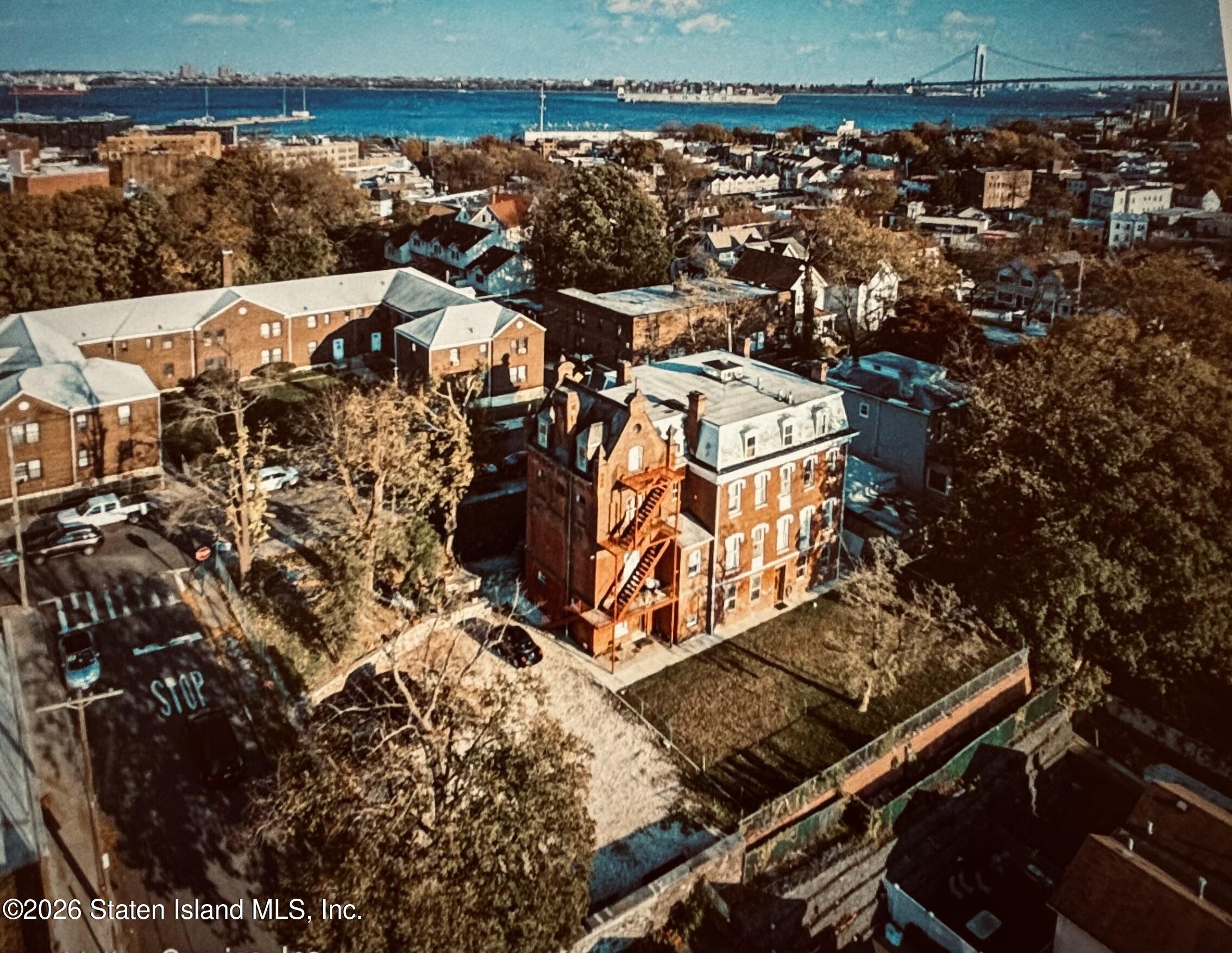 21 Court Street, Staten Island, NY, 10304 image 29