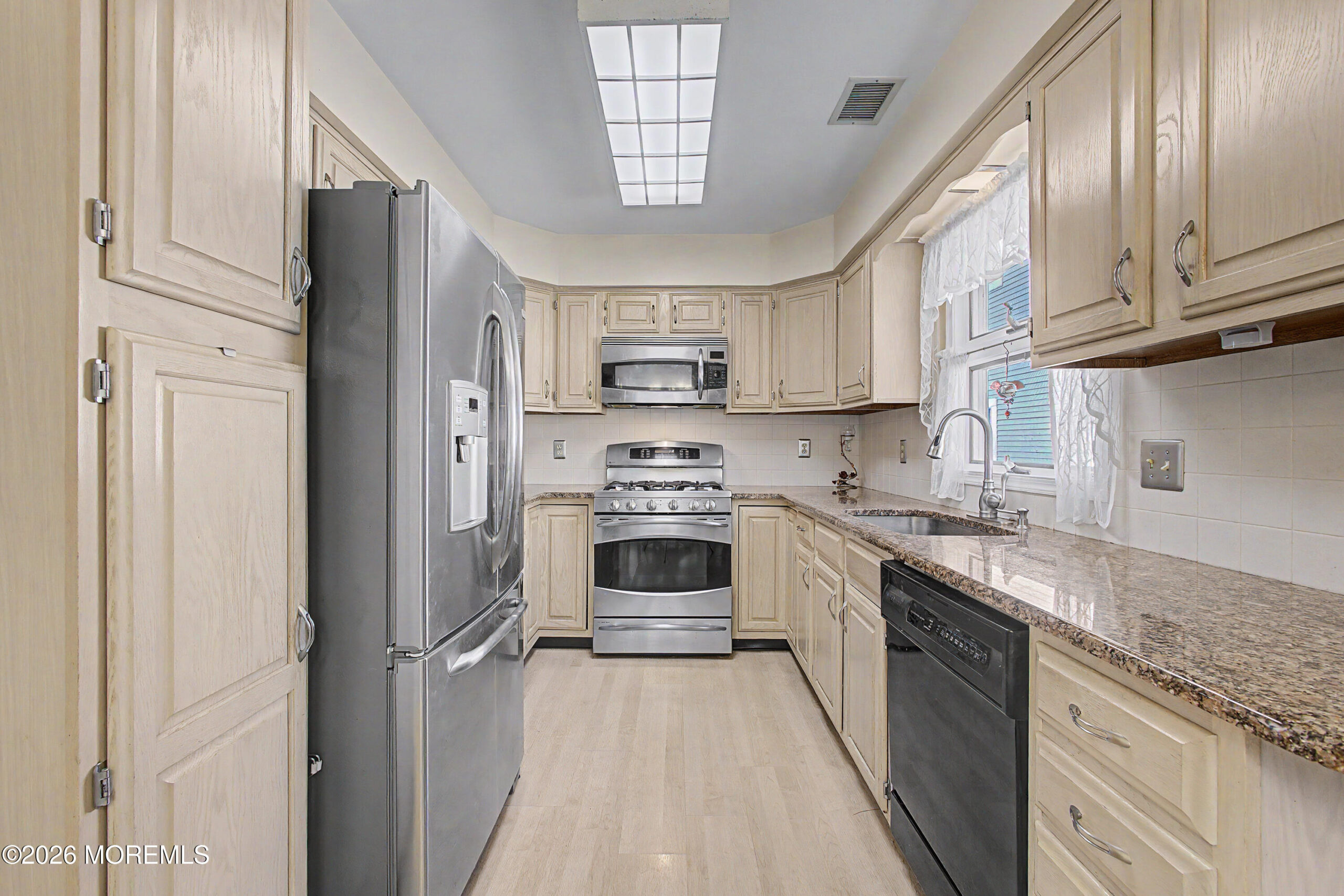1516 Burr Oak Road Image 3