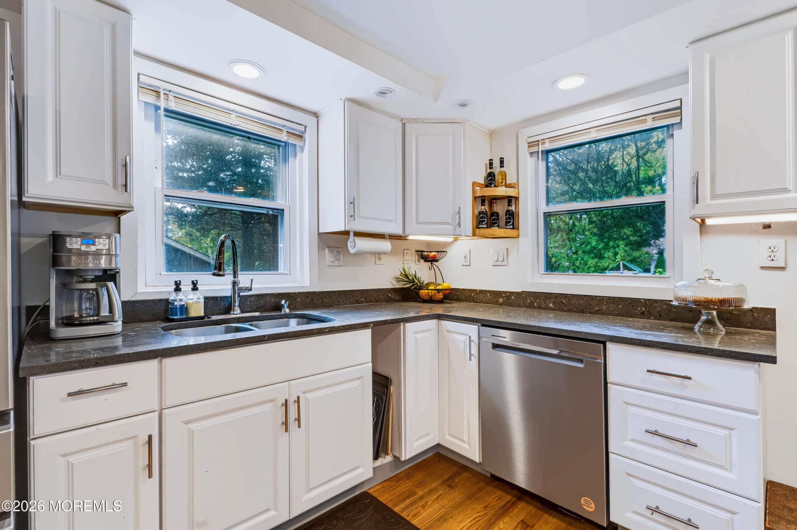 414 Roosevelt Avenue, Oakhurst, NJ, 07755 image 9
