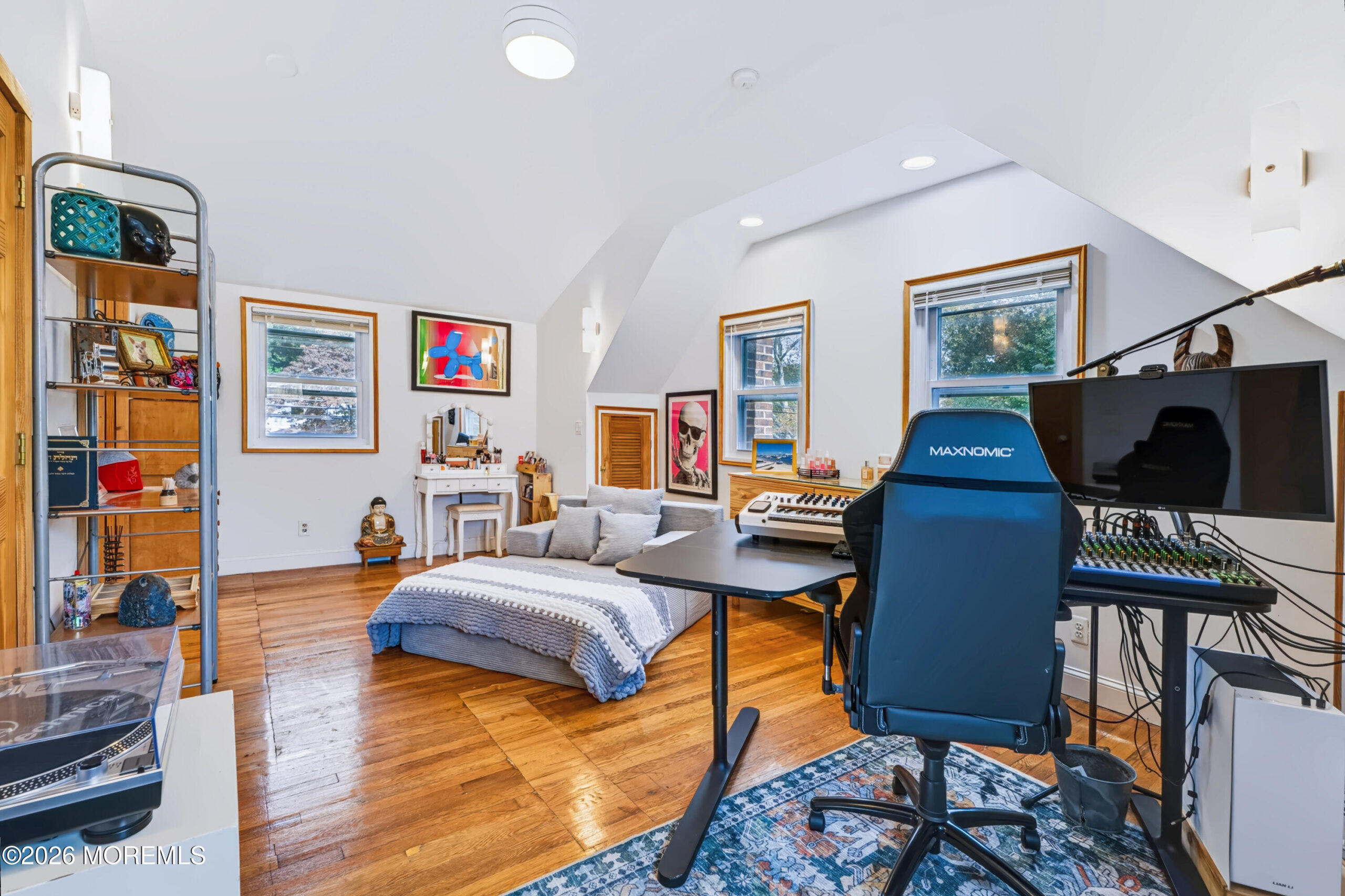 414 Roosevelt Avenue, Oakhurst, NJ, 07755 image 17