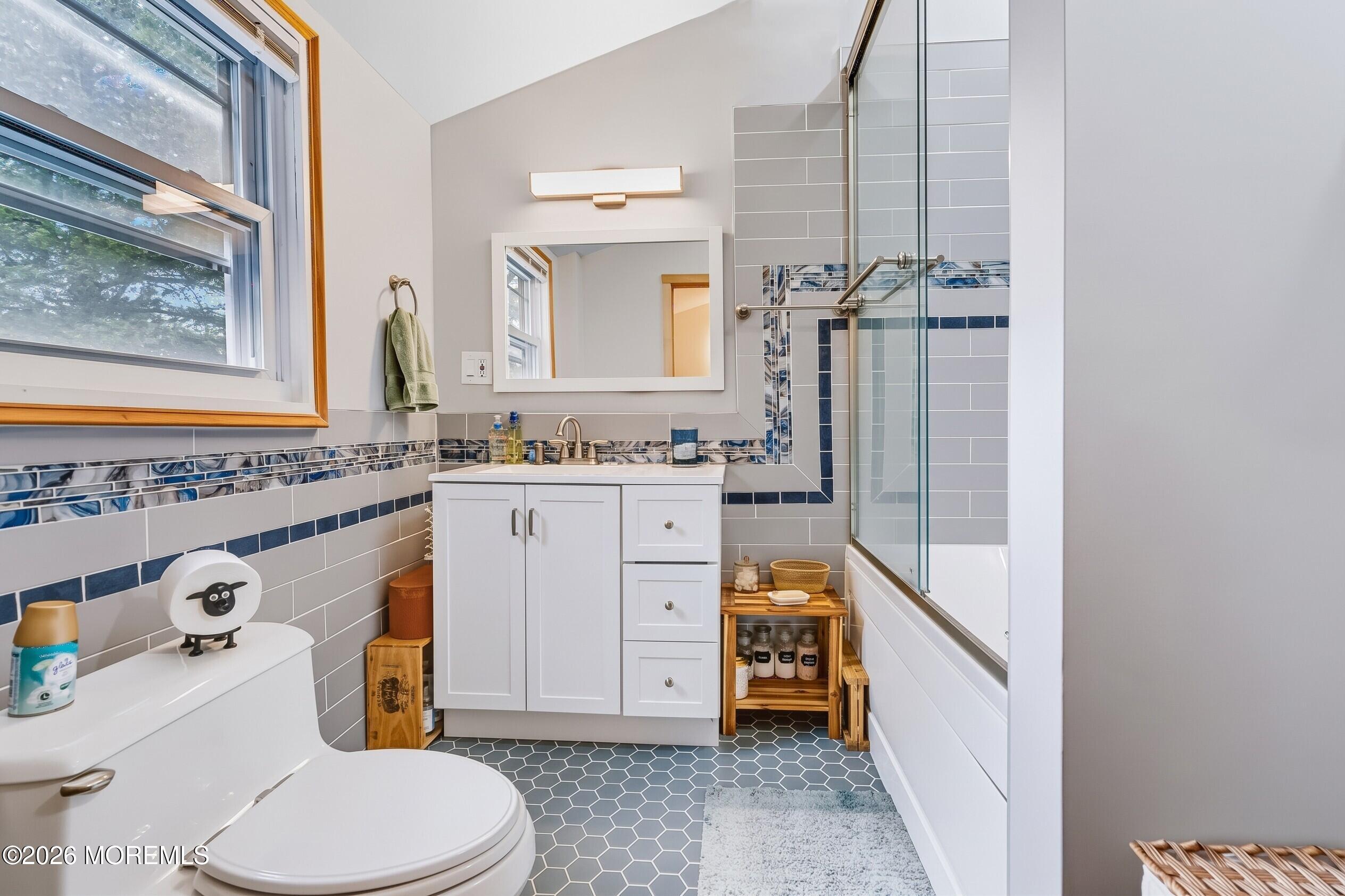 414 Roosevelt Avenue, Oakhurst, NJ, 07755 image 21