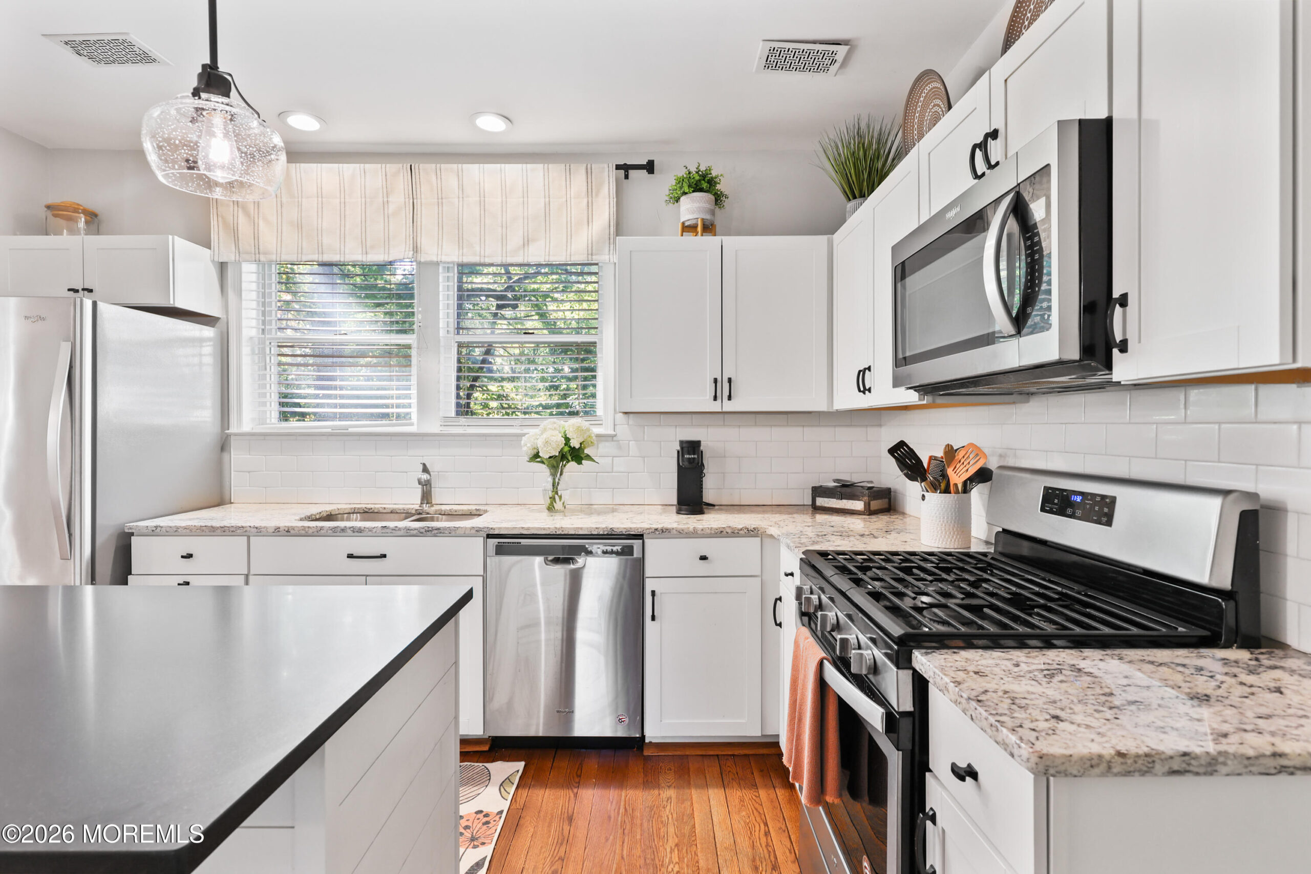807 Arthur Drive Image 2