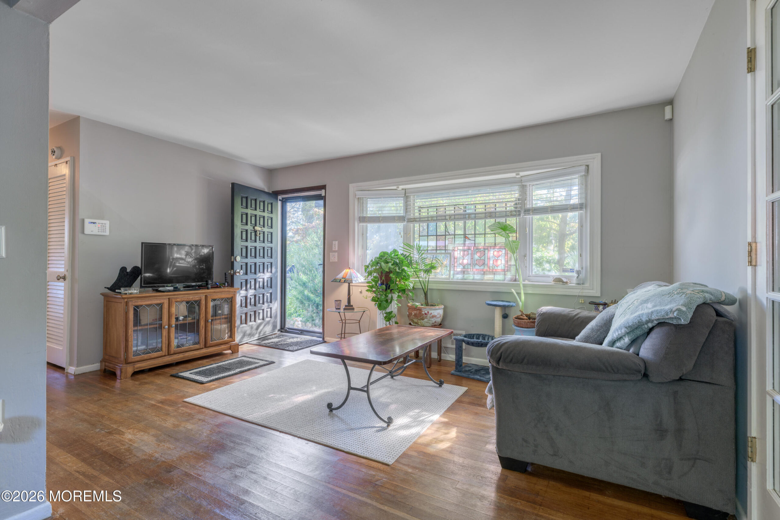 13 Lee Avenue Image 2