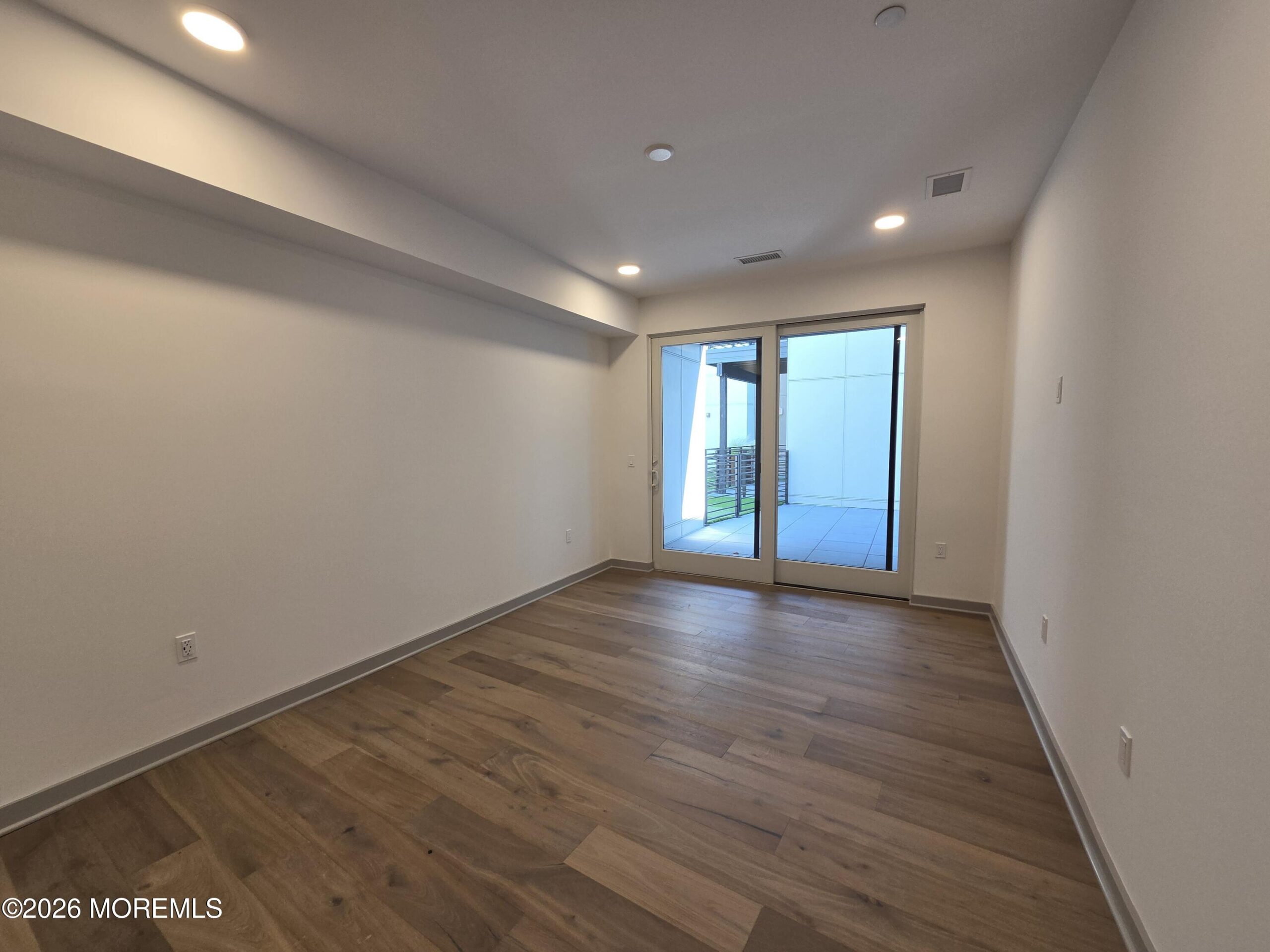 665 Second Avenue 301 Image 5