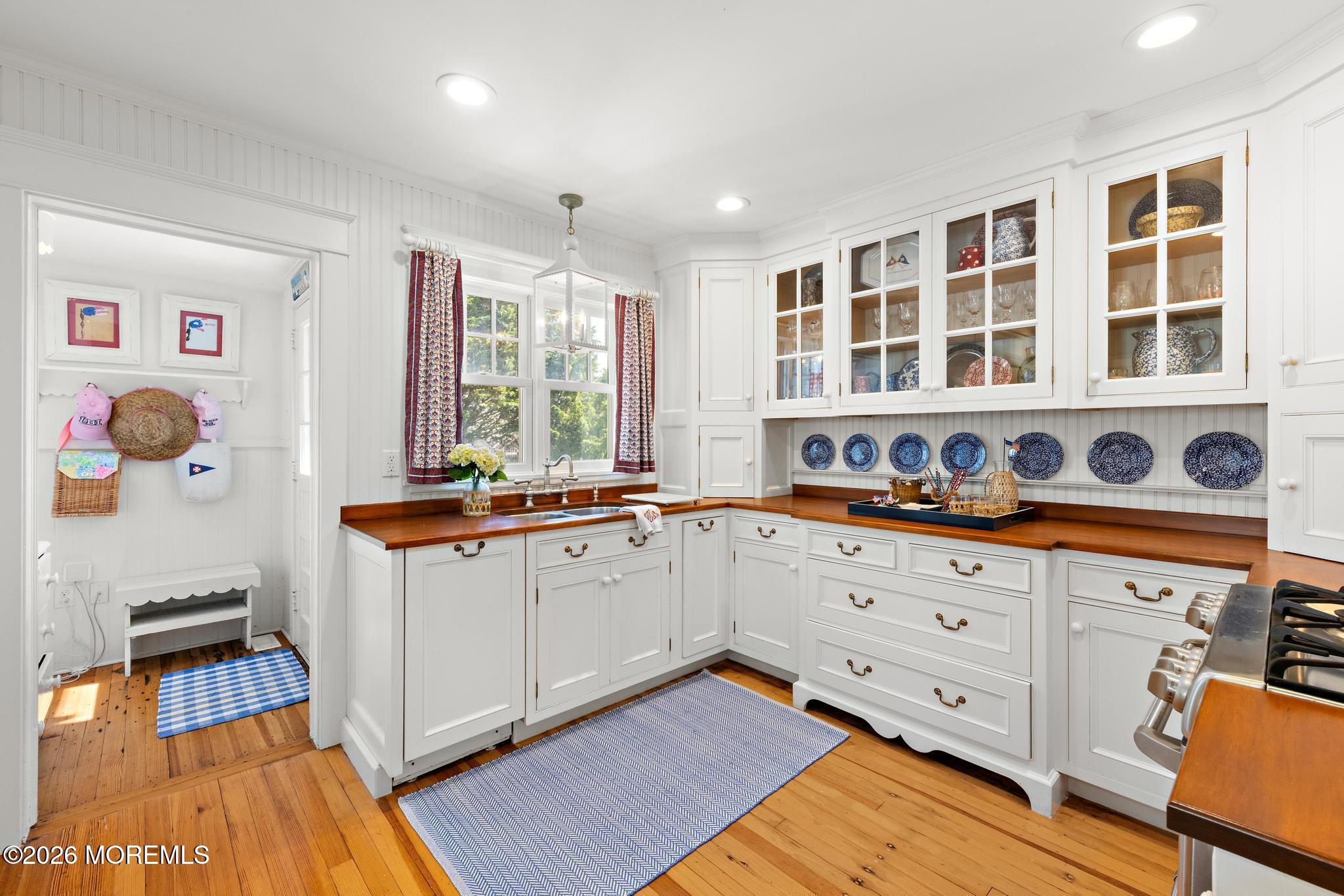 215 Ocean Street, Beach Haven, NJ, 08008 image 17