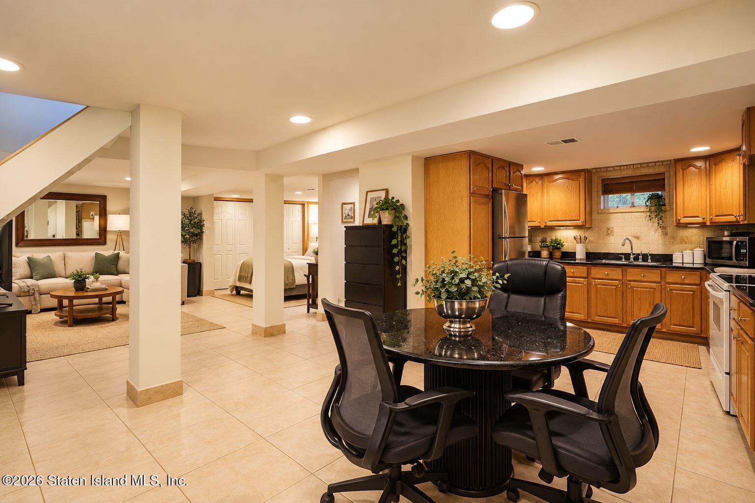 107 Midland Road, Staten Island, NY, 10308 image 32