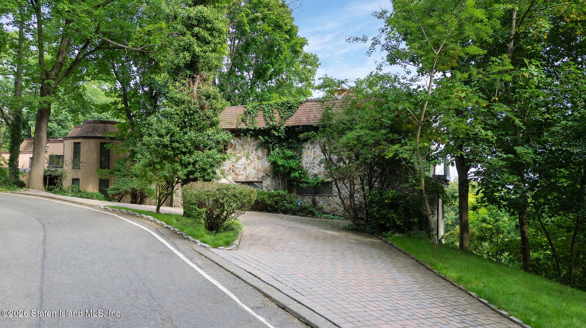 93 Douglas Road Image 2